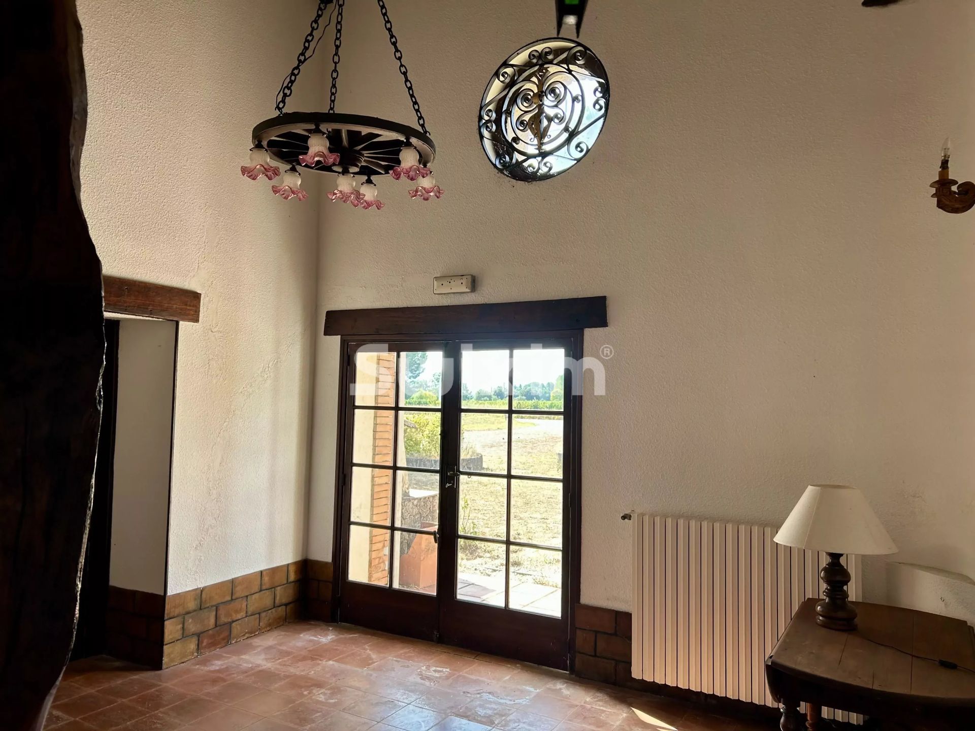 bastida 15 Salas en venta en La Motte (83920)