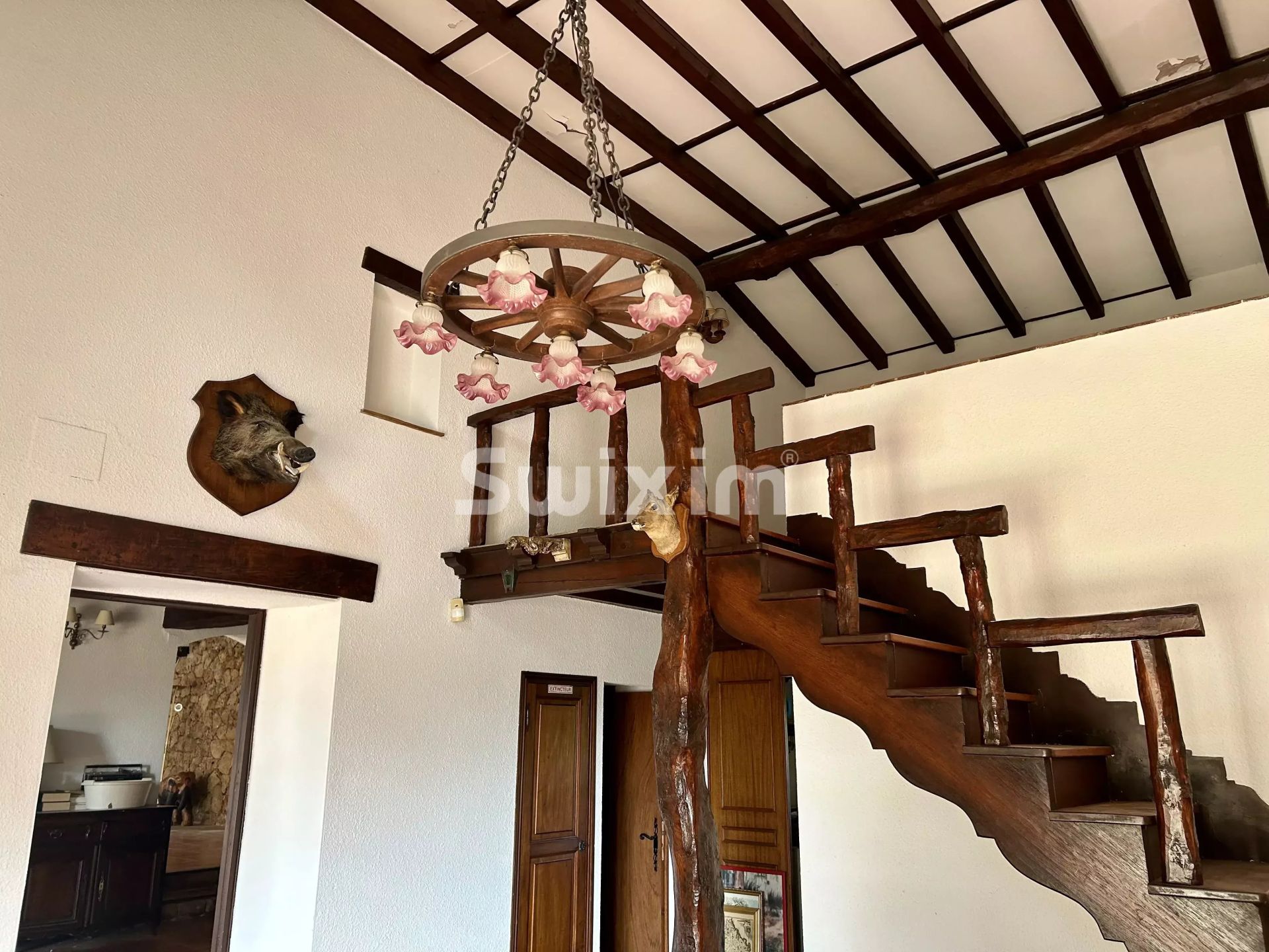 bastida 15 Salas en venta en La Motte (83920)
