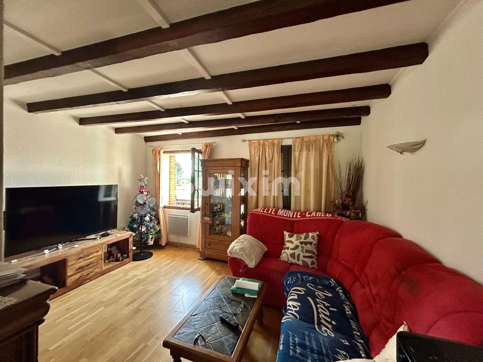 bastida 15 Salas en venta en La Motte (83920)