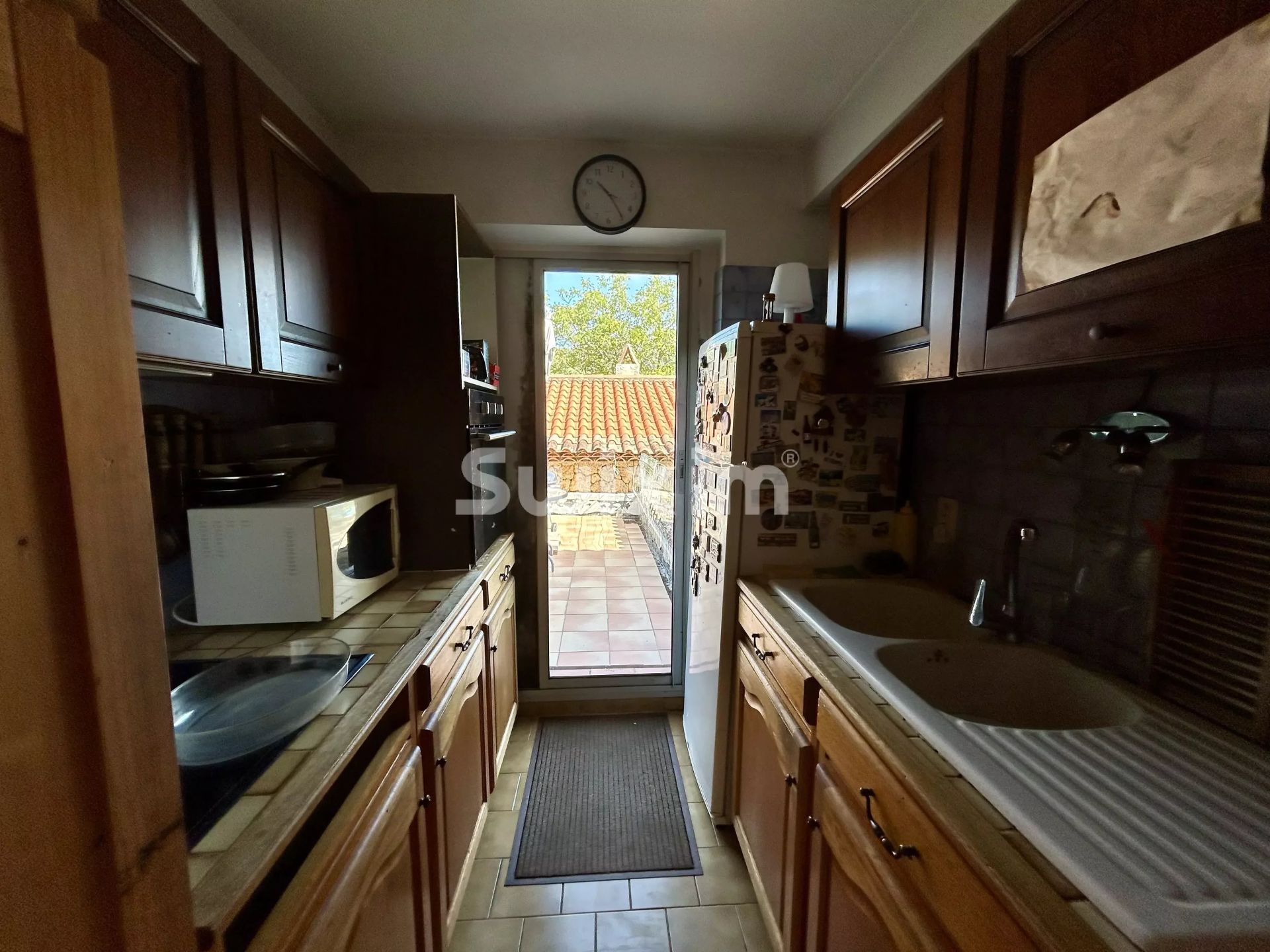 bastida 15 Salas en venta en La Motte (83920)
