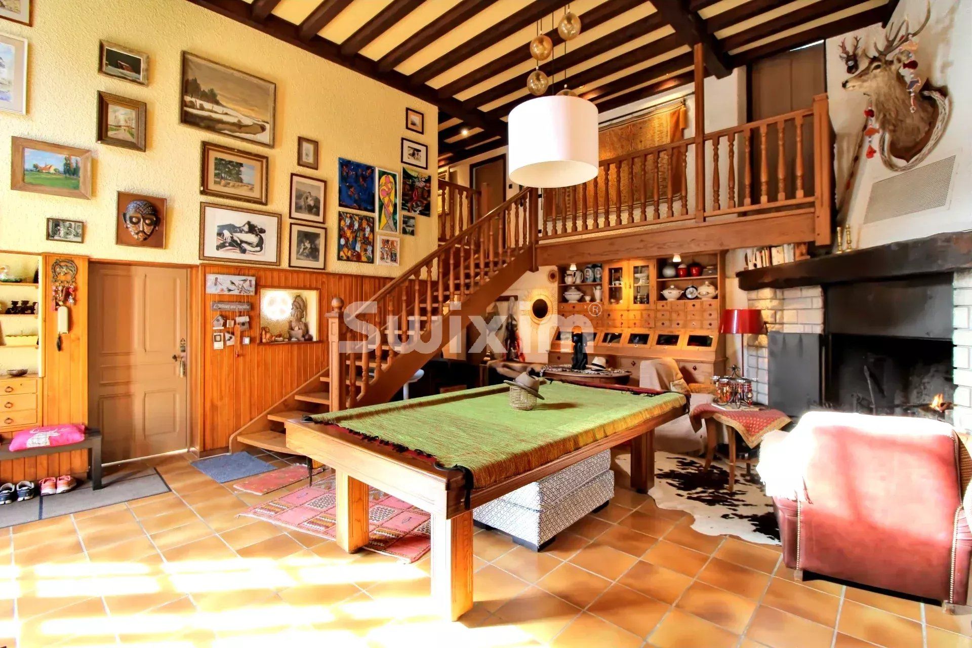casa 11 Camere in vendita su Saint-Claude (39200)