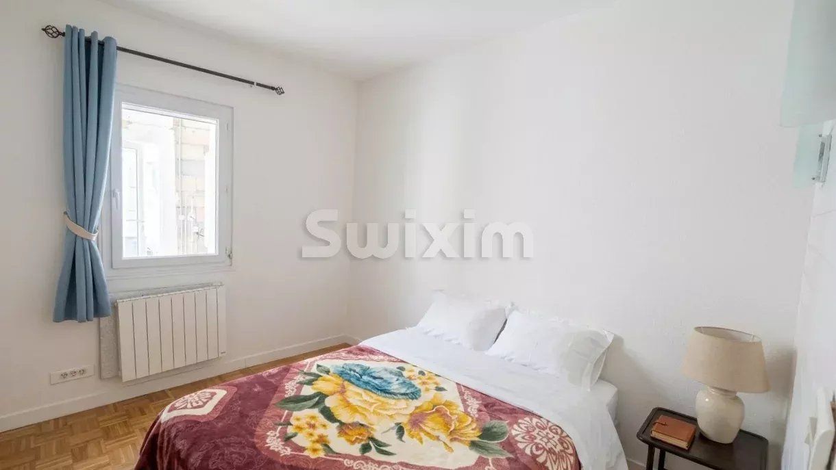 house 5 Rooms for sale on Rochefort-du-Gard (30650)