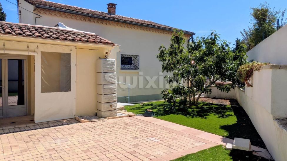 Sale House Rochefort-du-Gard 5&nbsp;Rooms 113&nbsp;m²