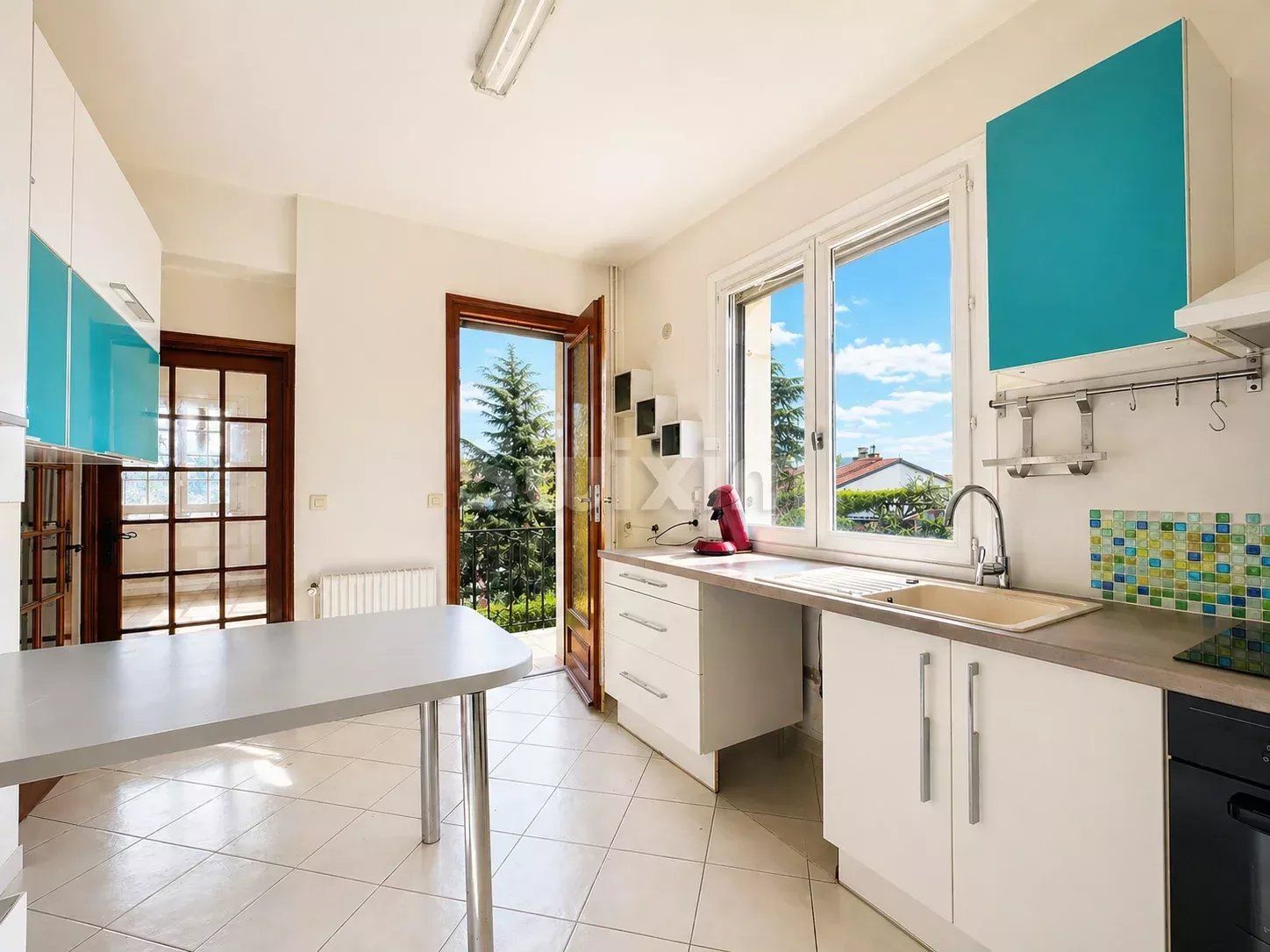 proprietà 13 Camere in vendita su Décines-Charpieu (69150)