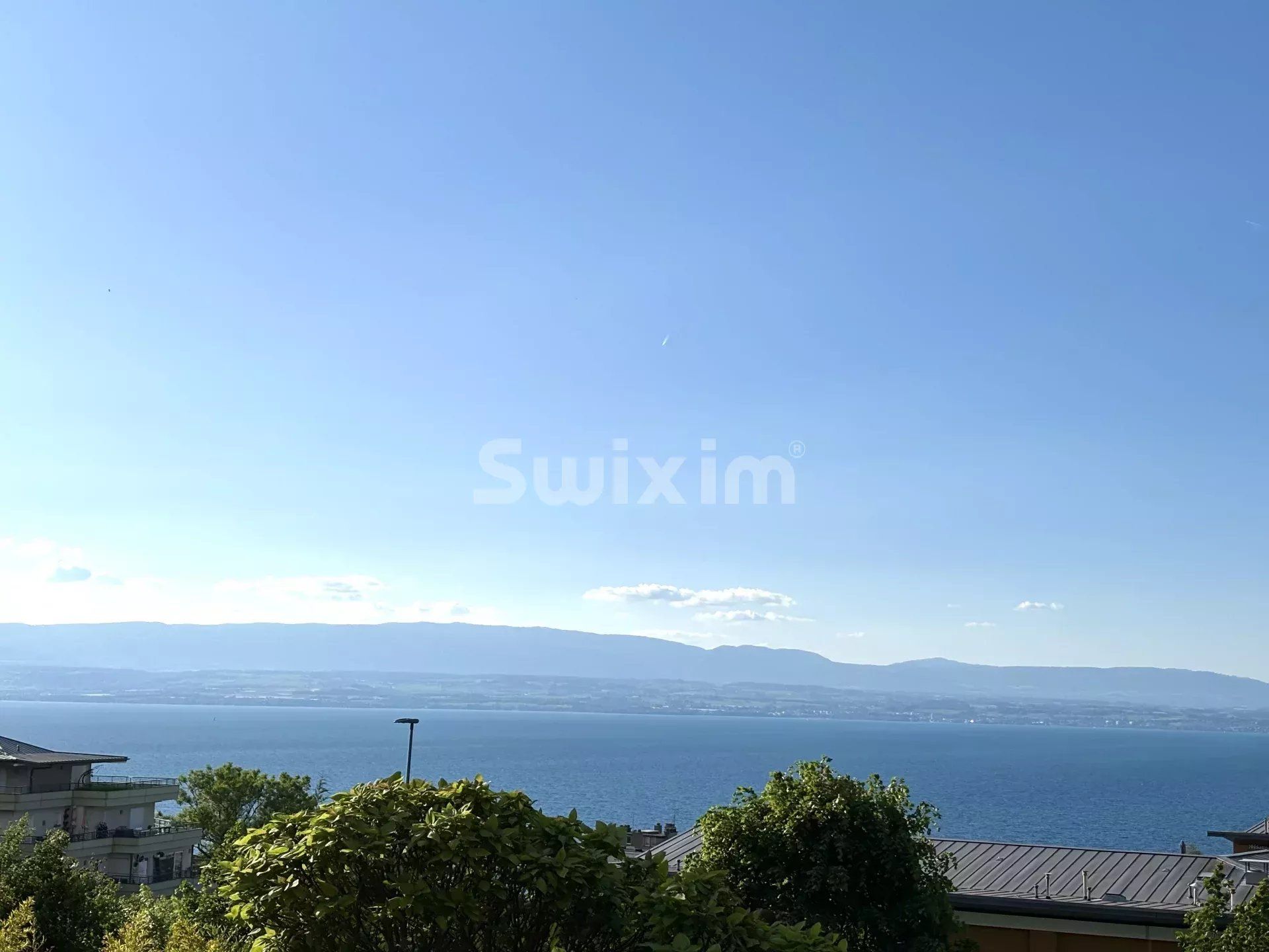 proprietà 8 Camere in vendita su Évian-les-Bains (74500)