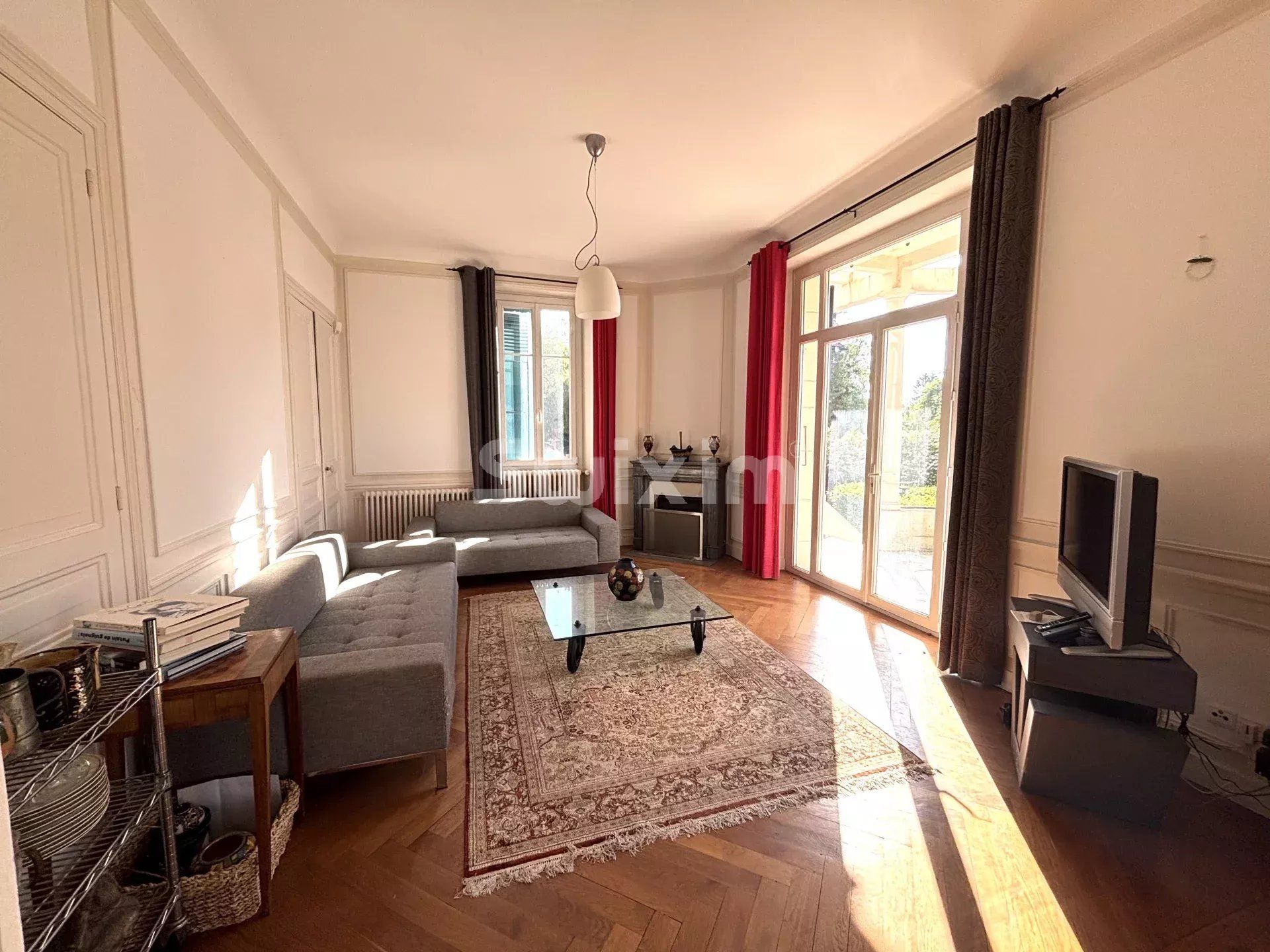 proprietà 8 Camere in vendita su Évian-les-Bains (74500)