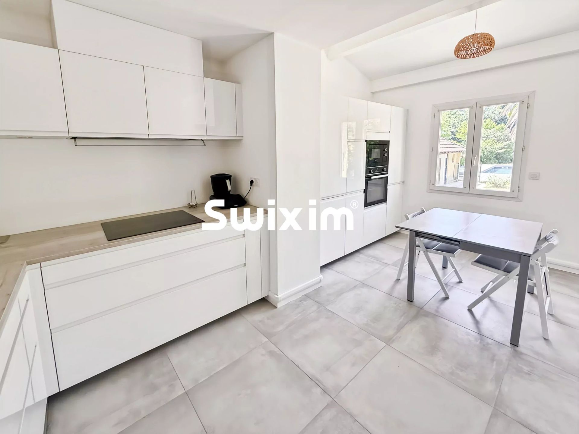 casa 5 Camere in vendita su Pierrelatte (26700)