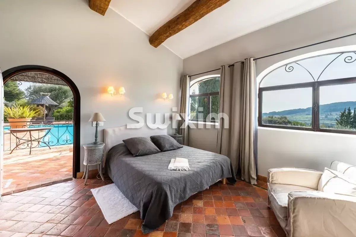 proprietà 14 Camere in vendita su La Cadière-d'Azur (83740)