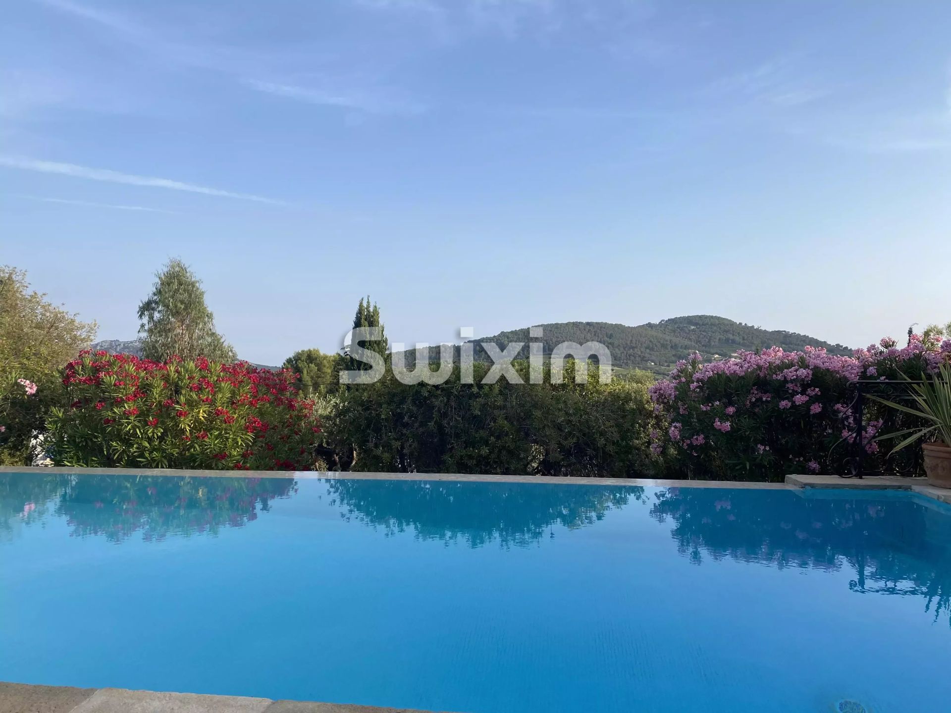 proprietà 14 Camere in vendita su La Cadière-d'Azur (83740)