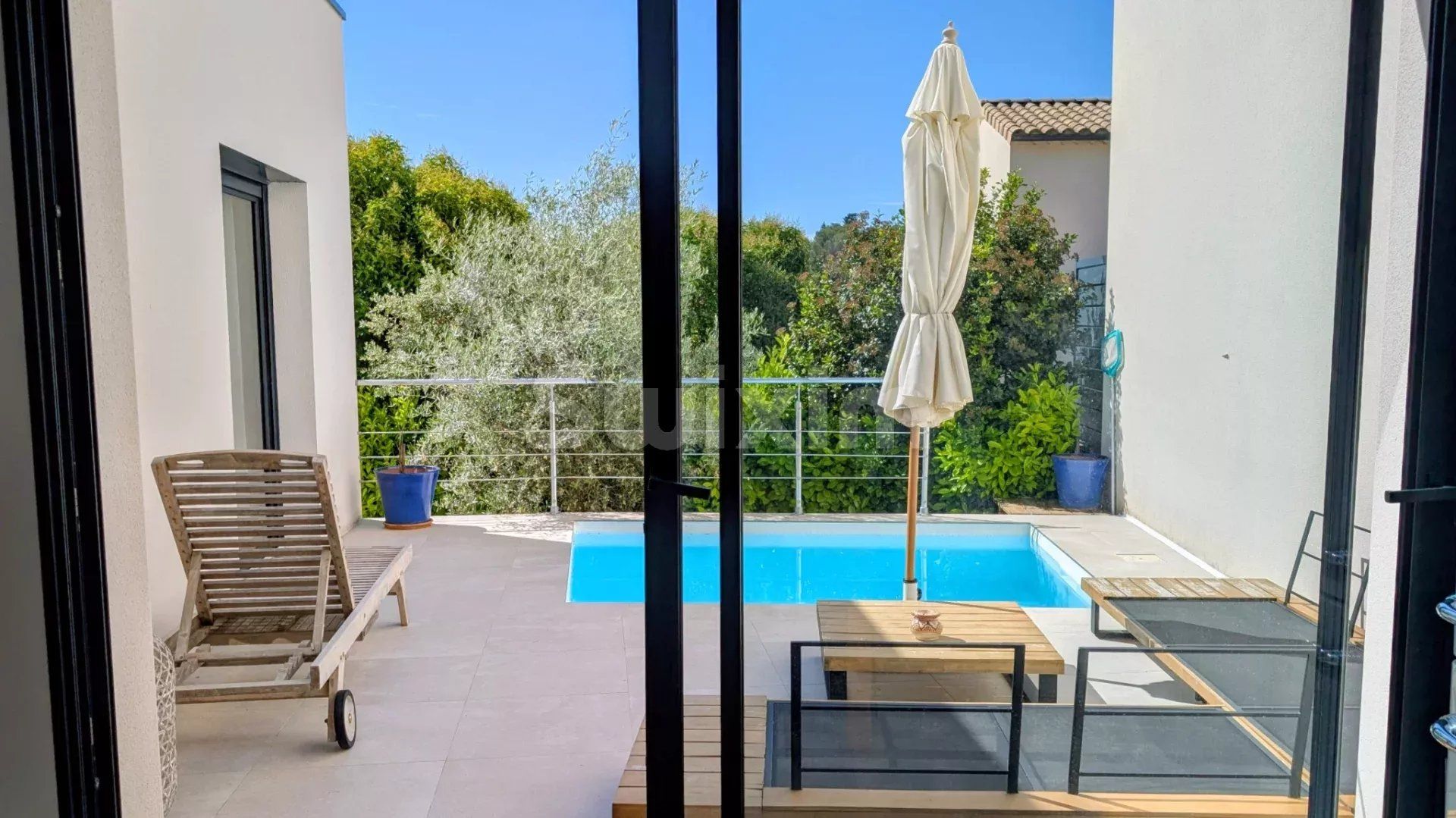 villa 4 Camere in vendita su Nîmes (30000)