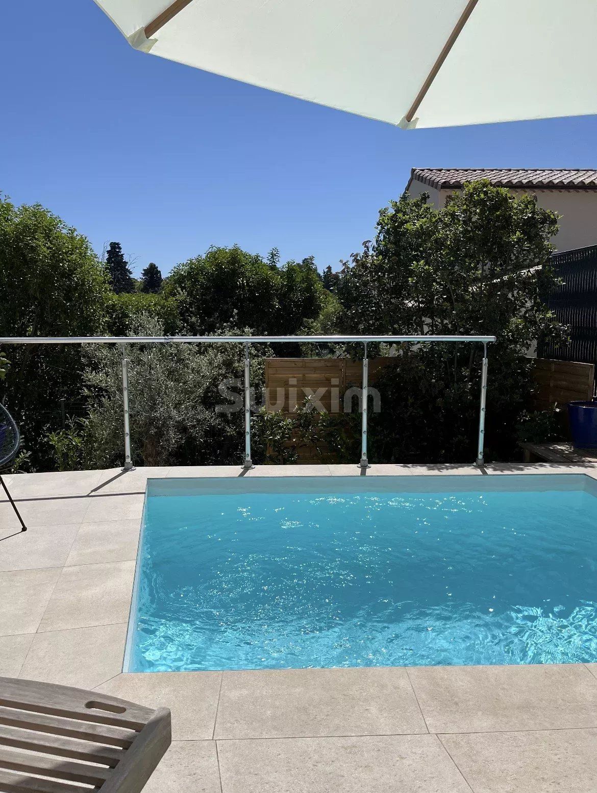 villa 4 Camere in vendita su Nîmes (30000)