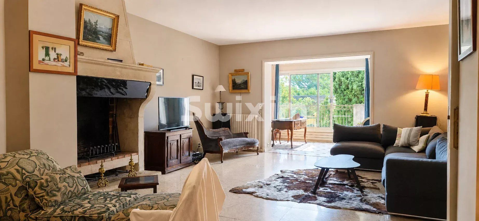 house 6 Rooms for sale on Valréas (84600)
