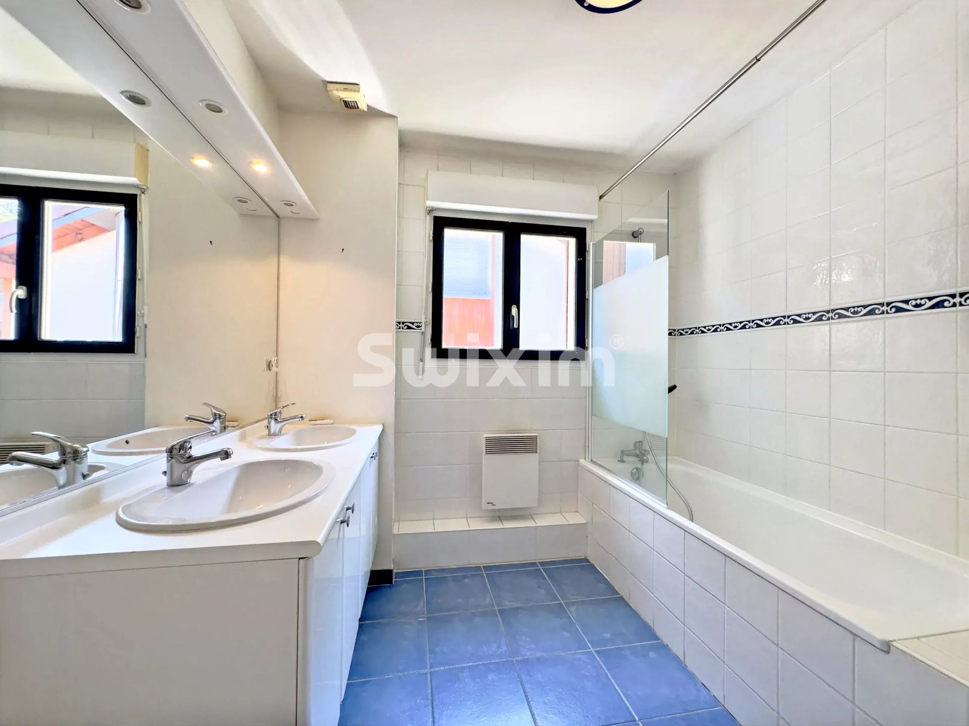 casa 5 Camere in vendita su Viry (74580)
