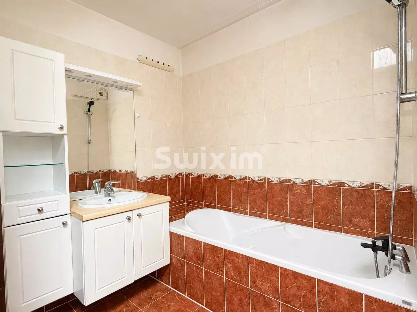 apartment 4 Rooms for sale on Allonzier-la-Caille (74350)
