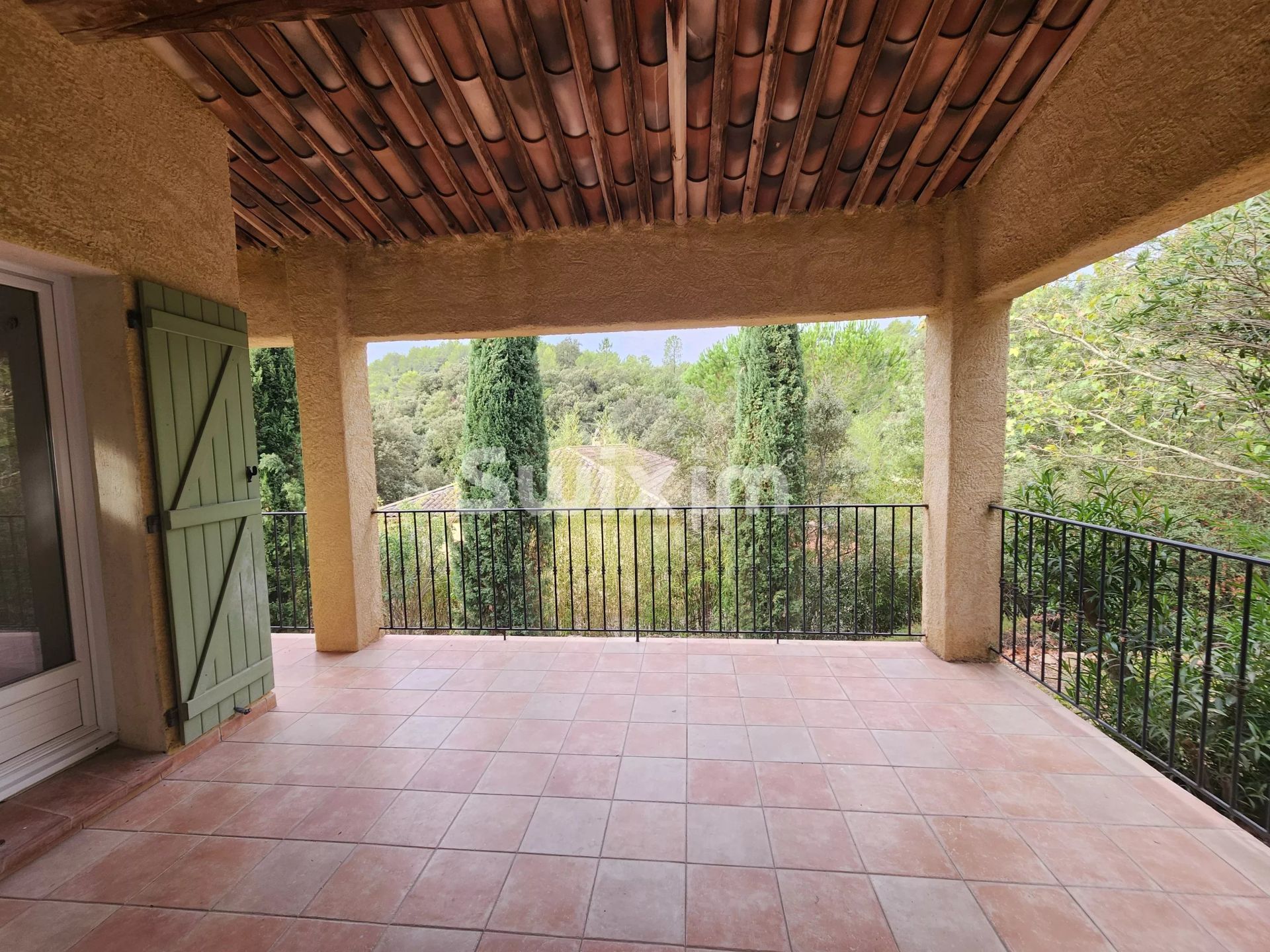 house 5 Rooms for rent on Les Arcs (83460)