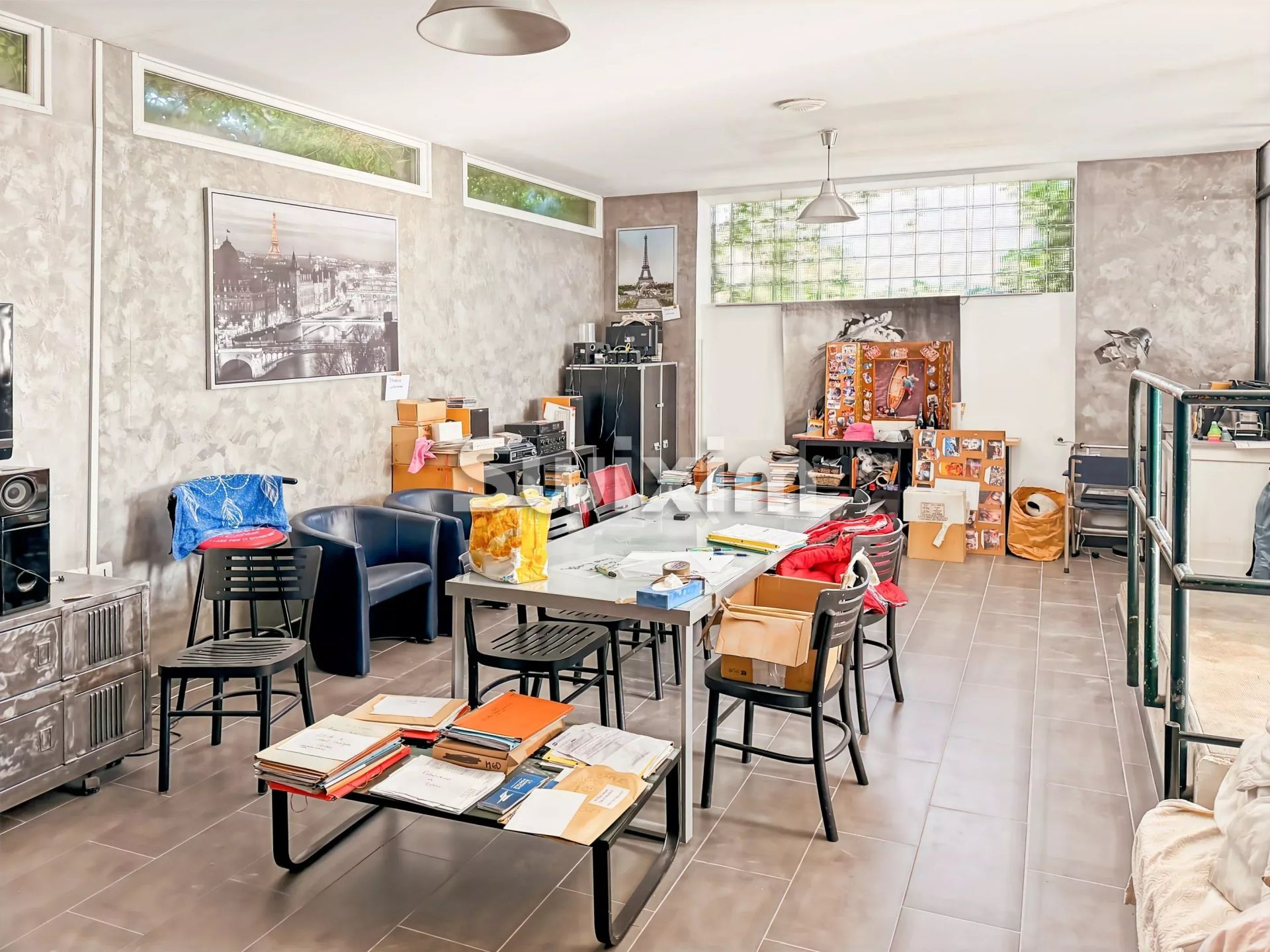 freizeitraum 3 Zimmer zum verkauf auf Orange (84100)