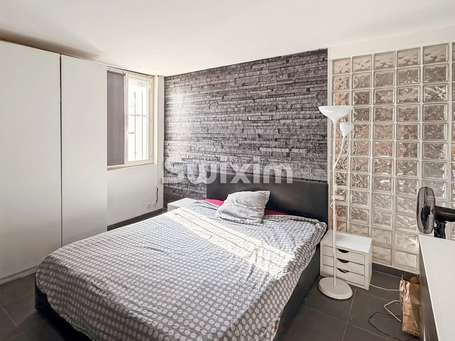freizeitraum 3 Zimmer zum verkauf auf Orange (84100)