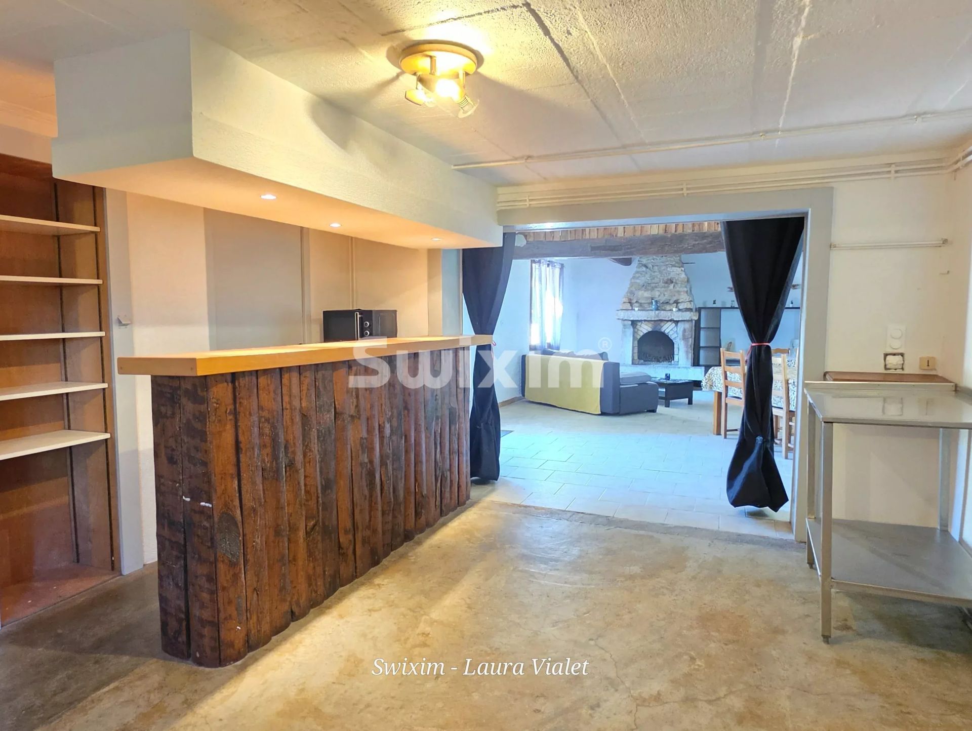 Maison 11 pièces 363 m² · à Fay-en-Montagne · 363 m² · 293 000 €