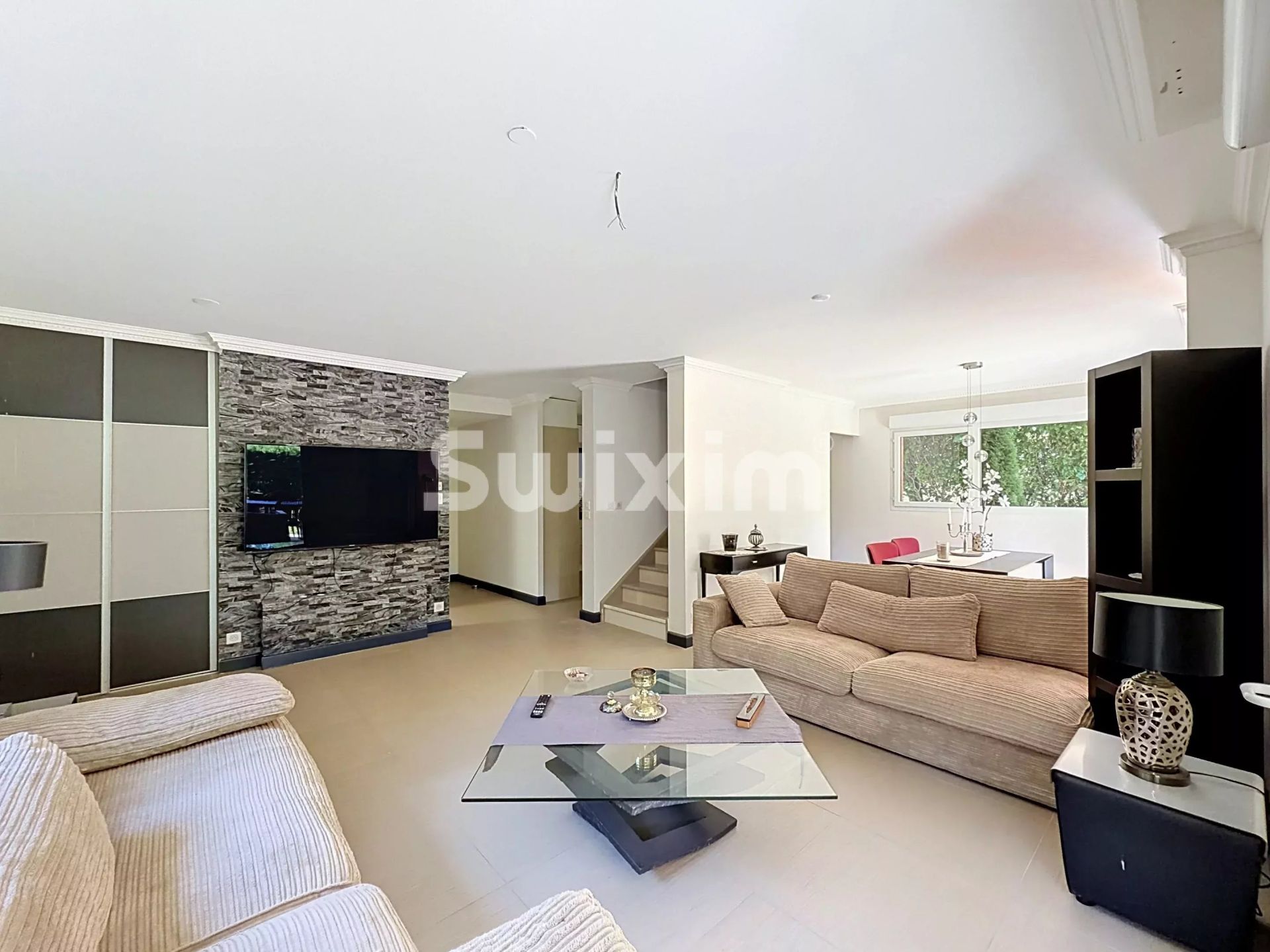 maison 5 Pièces en location sur Prévessin-Moëns (01280)