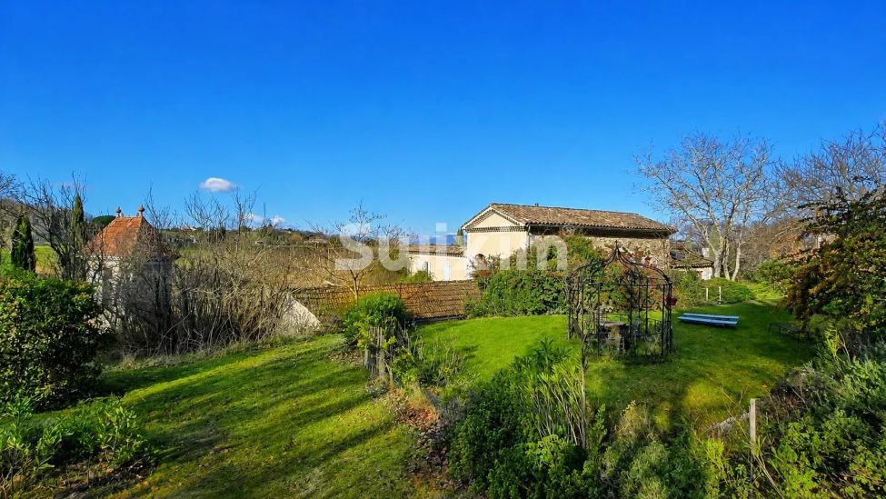 Vente Maison La Bégude-de-Mazenc 13&nbsp;Pièces 450&nbsp;m²