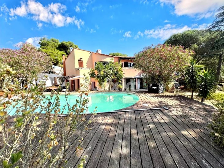 Vente Villa Le Cap-d'Agde 6&nbsp;Pièces 156&nbsp;m²