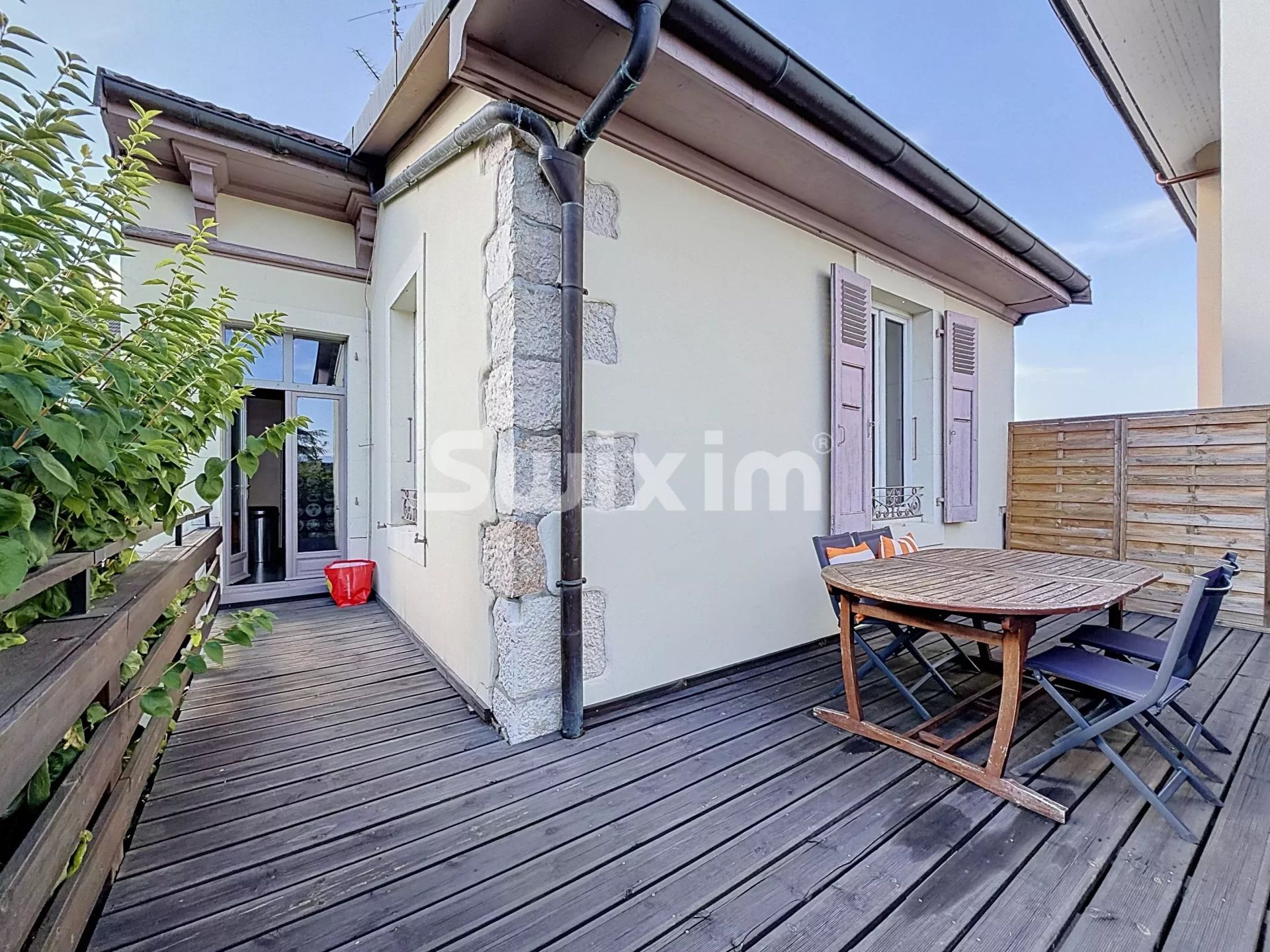 maison 7 Pièces en vente sur Divonne-les-Bains (01220)