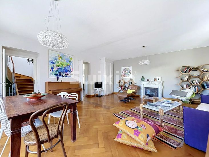Vente Maison Divonne-les-Bains 7&nbsp;Pièces 183&nbsp;m²
