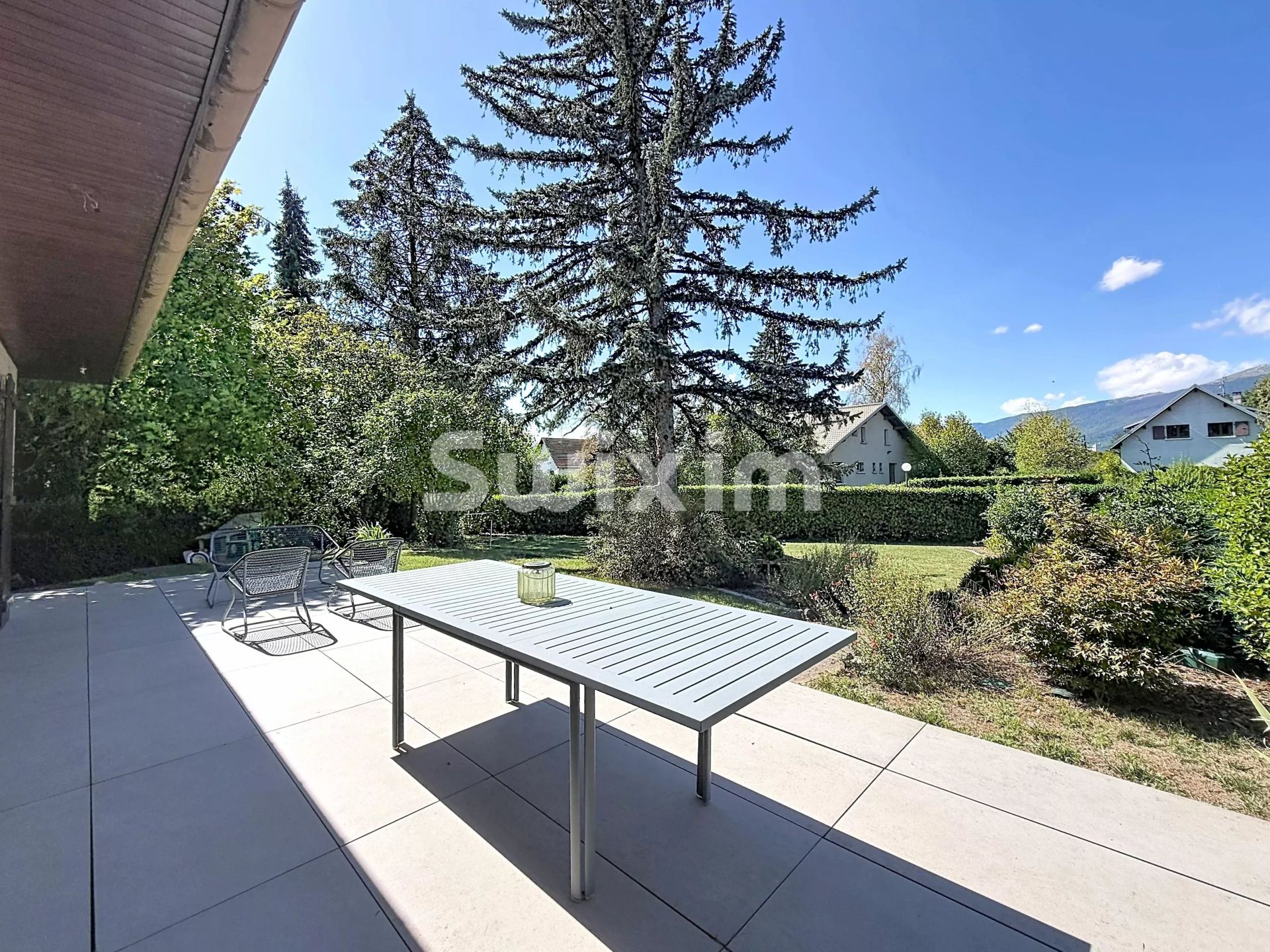 maison 5 Pièces en vente sur Saint-Genis-Pouilly (01630)