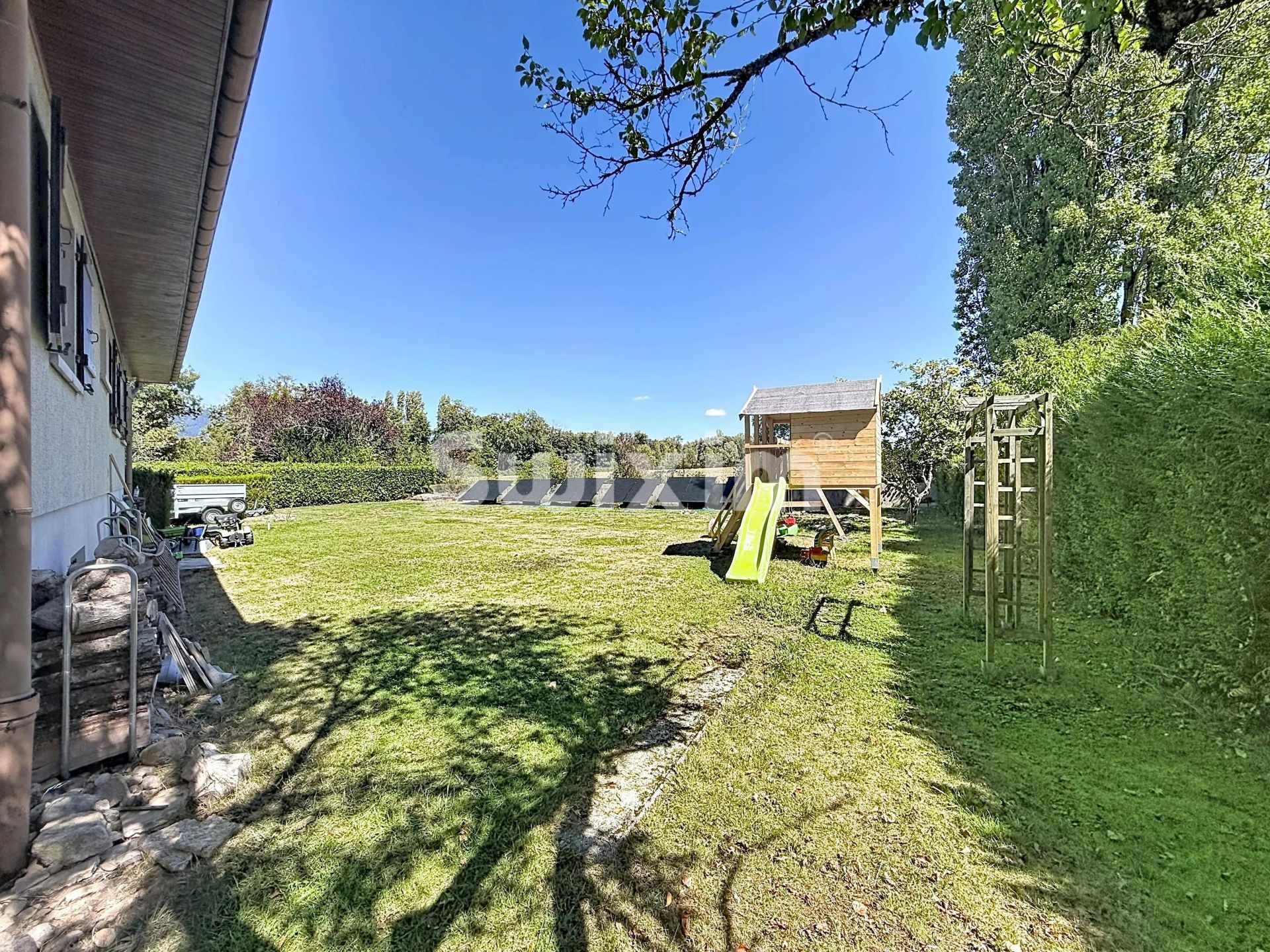 maison 5 Pièces en vente sur Saint-Genis-Pouilly (01630)