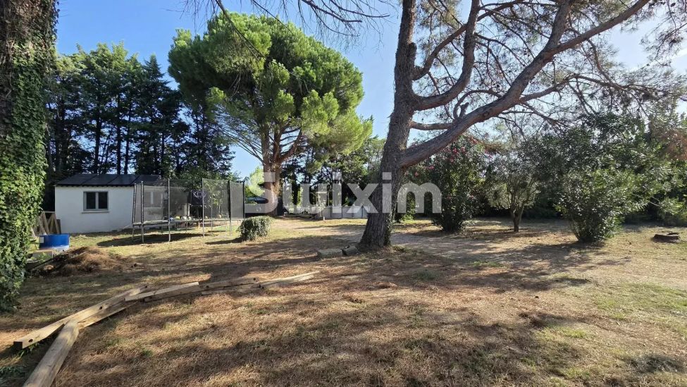 Vente Terrain Roquemaure 2&nbsp;Pièces 1500&nbsp;m²