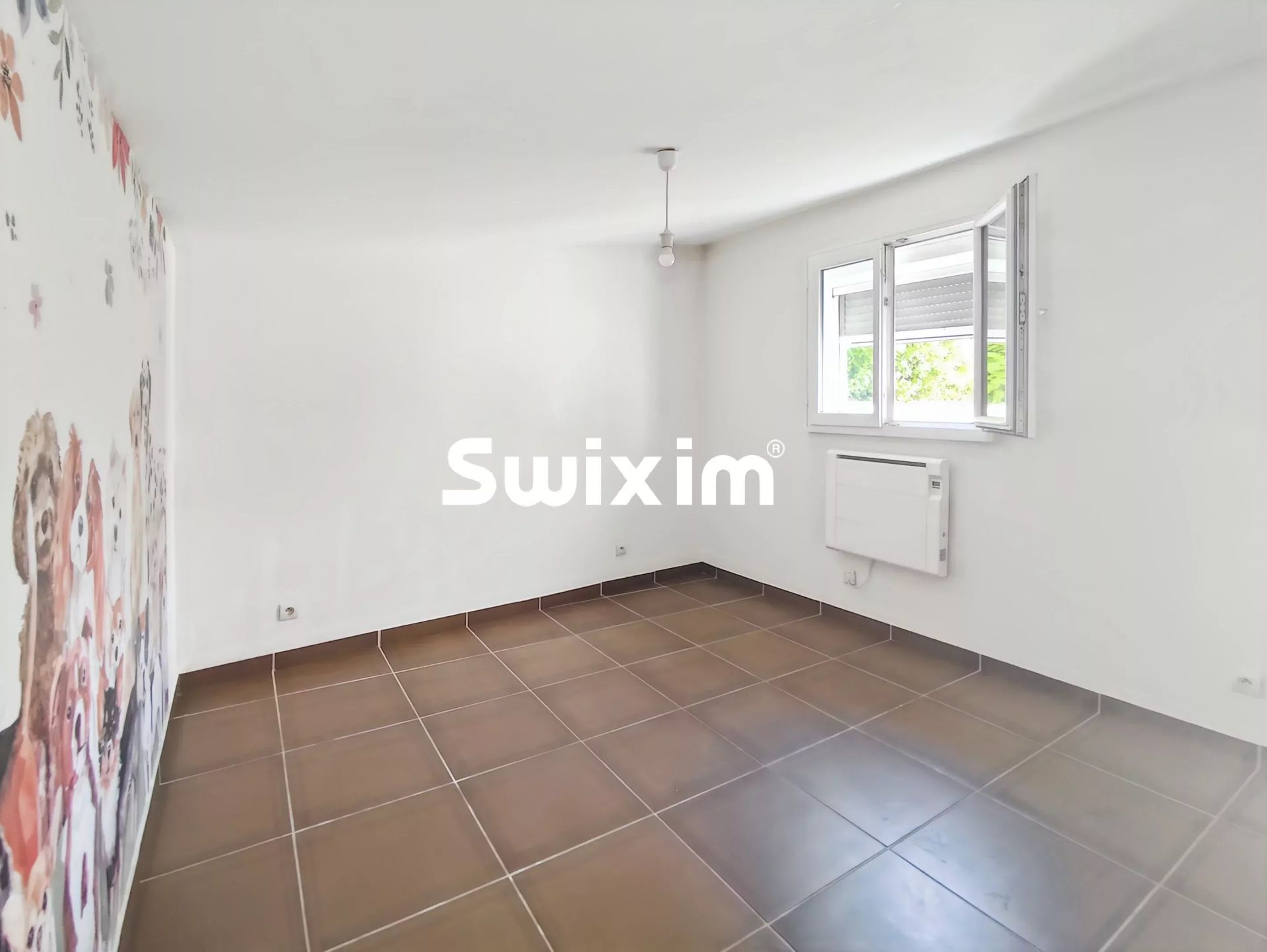 house 5 Rooms for sale on Pierrelatte (26700)