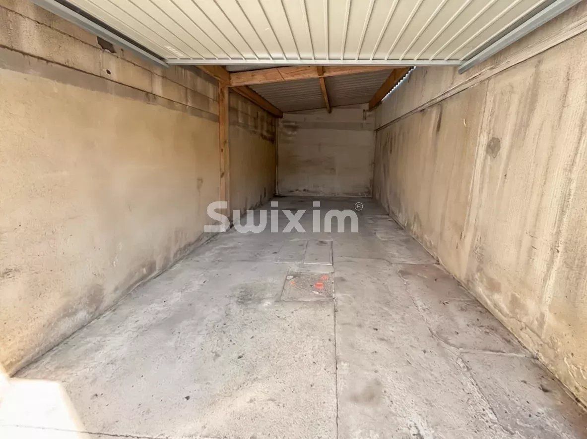 house 5 Rooms for sale on Pierrelatte (26700)