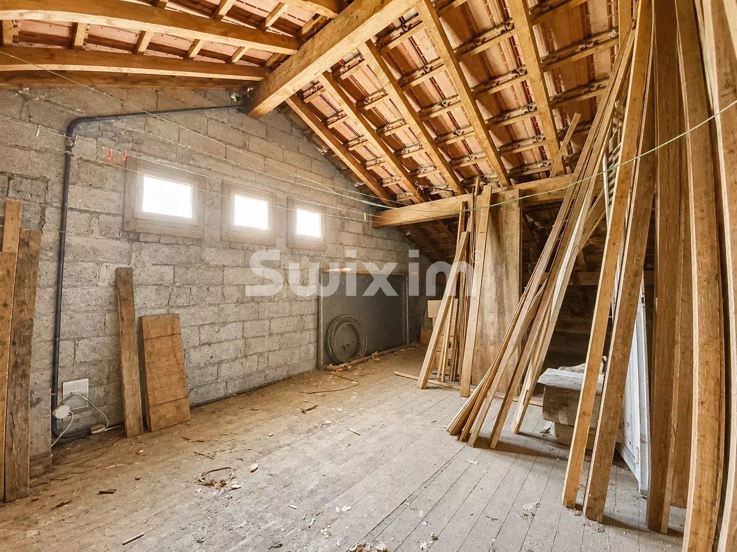 casa 5 Camere in vendita su Gaillard (74240)