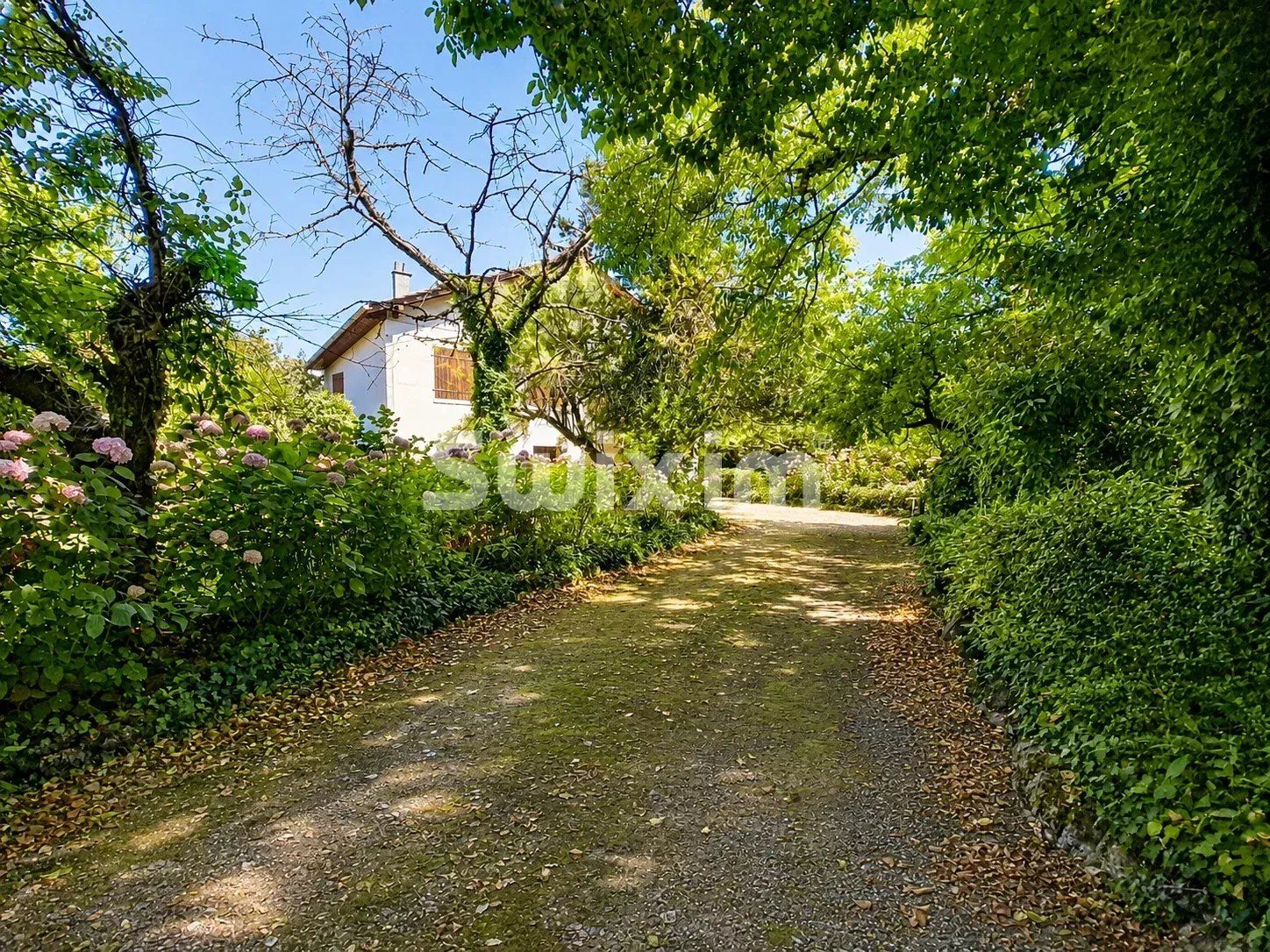 casa 5 Camere in vendita su Gaillard (74240)