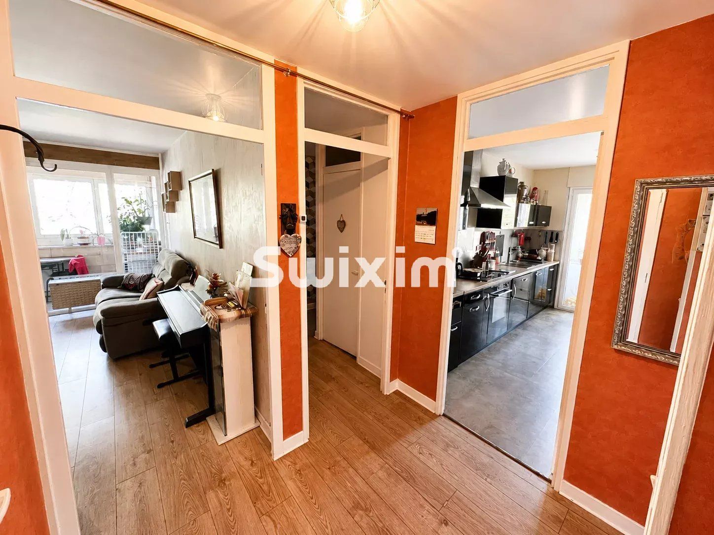 apartment 5 Rooms for sale on Lons-le-Saunier (39000)