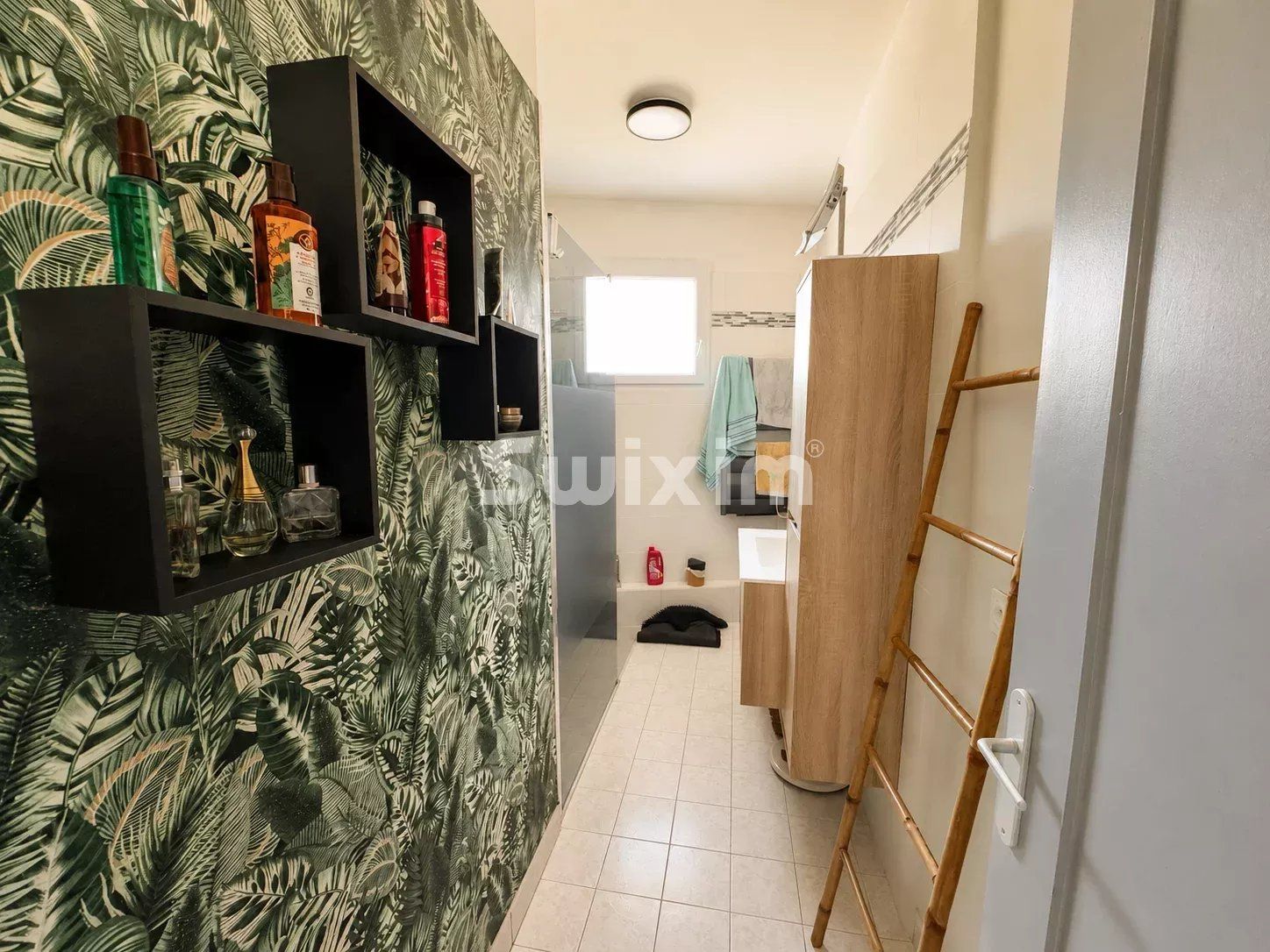 house 4 Rooms for sale on Bollène (84500)