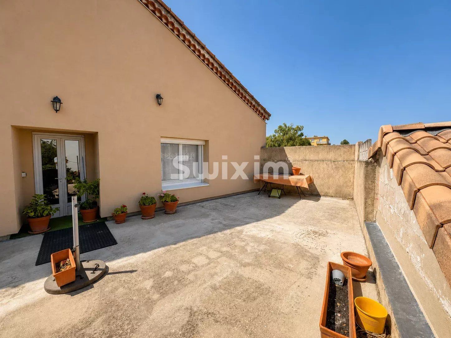 house 4 Rooms for sale on Bollène (84500)