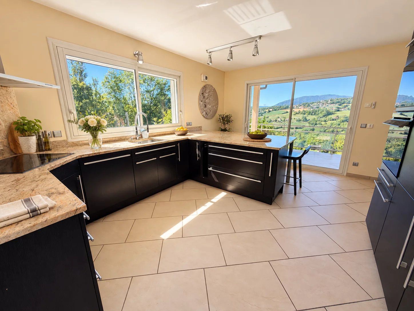 house 6 Rooms for sale on Copponex (74350)