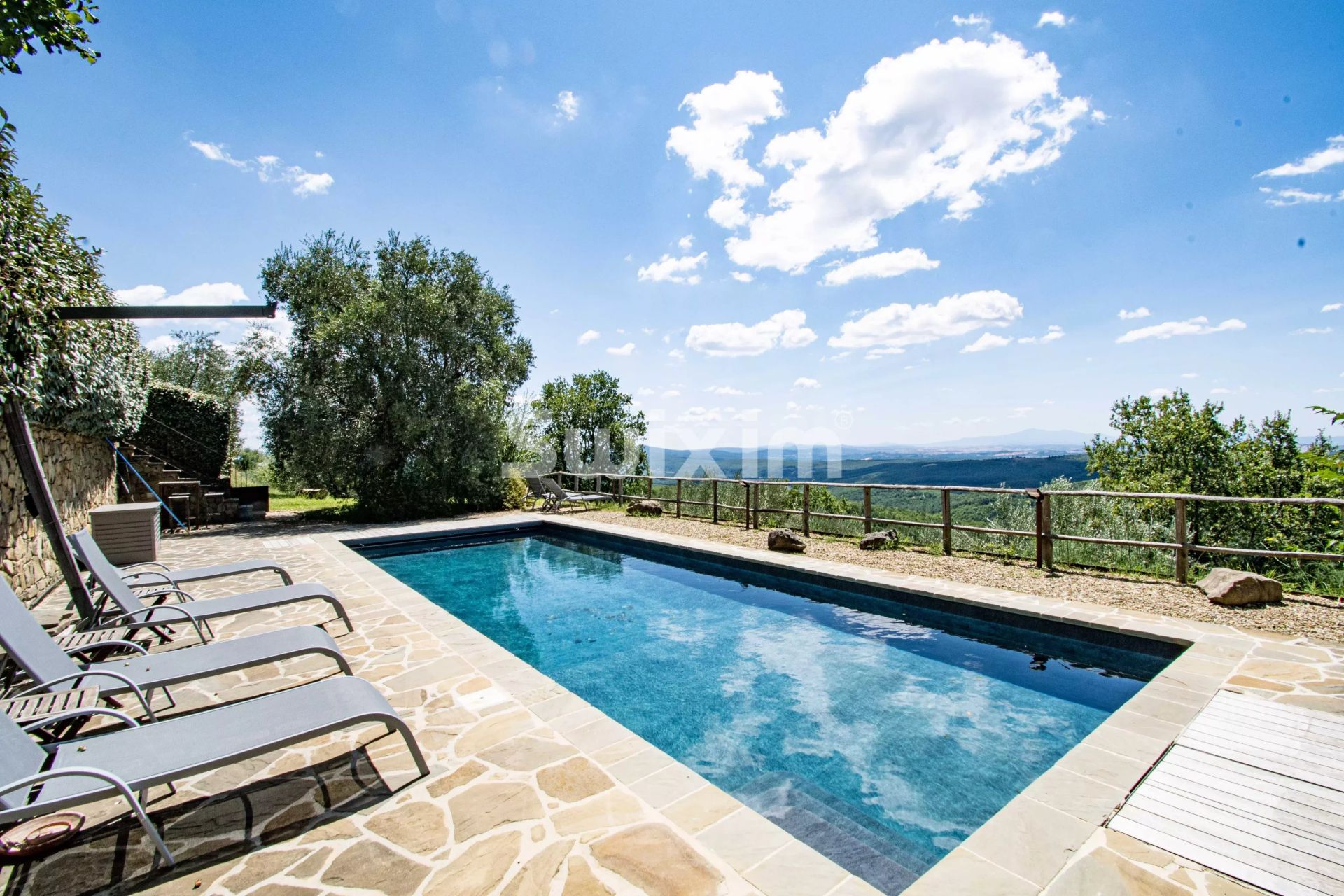 maison 11 Pièces en vente sur Castelnuovo Berardenga (53019)