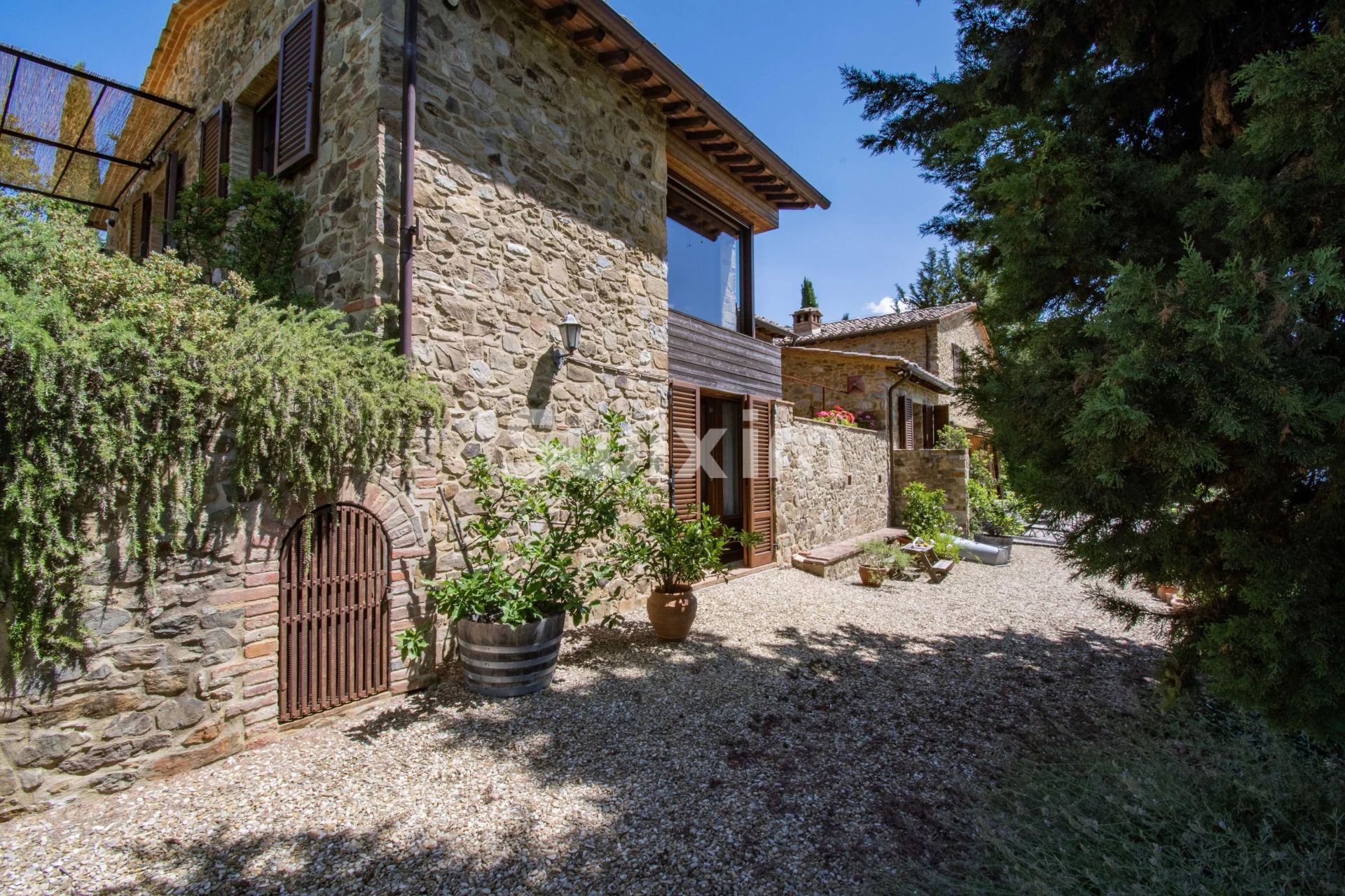 maison 11 Pièces en vente sur Castelnuovo Berardenga (53019)