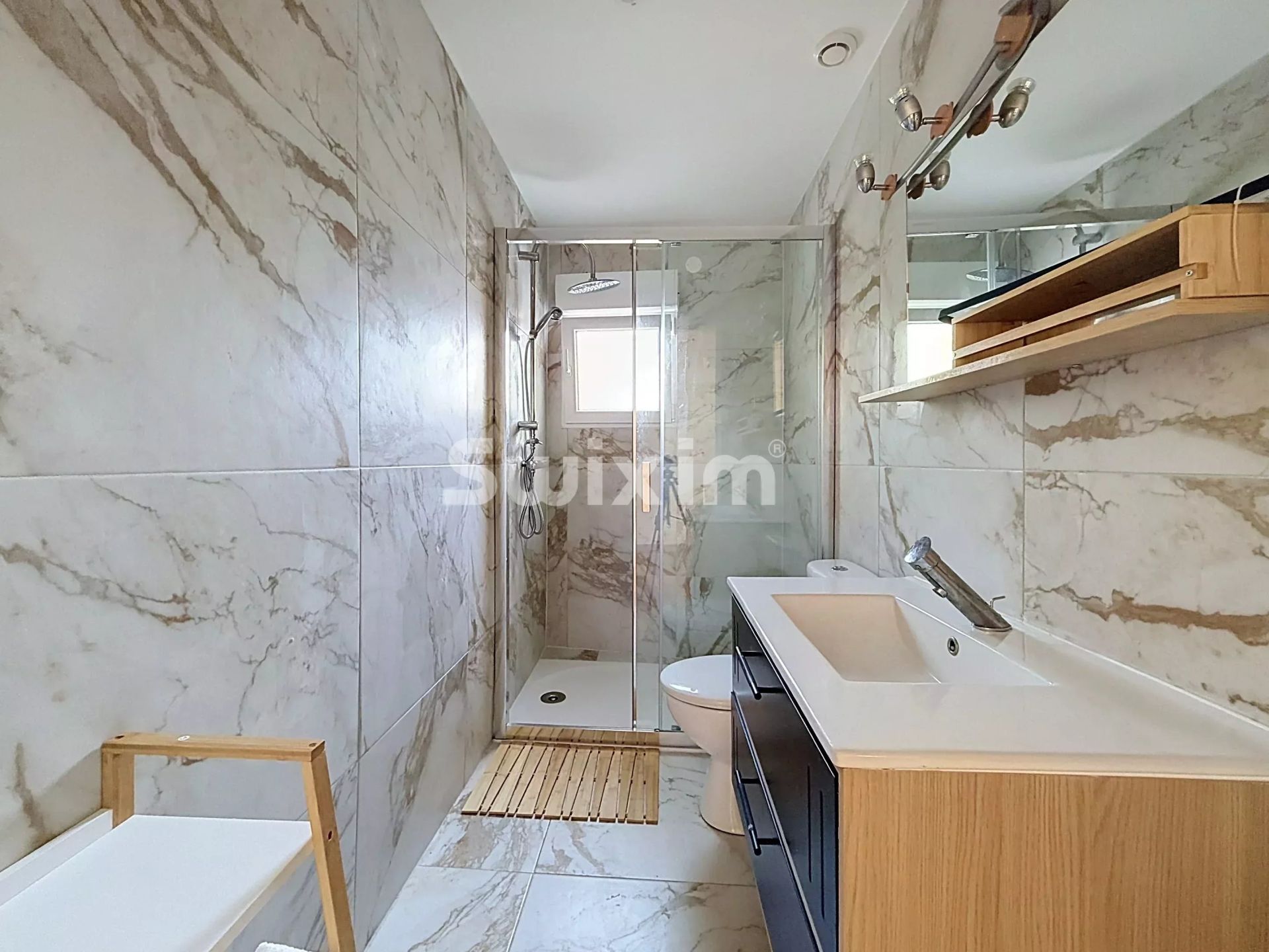 casa 10 Camere in vendita su Annemasse (74100)