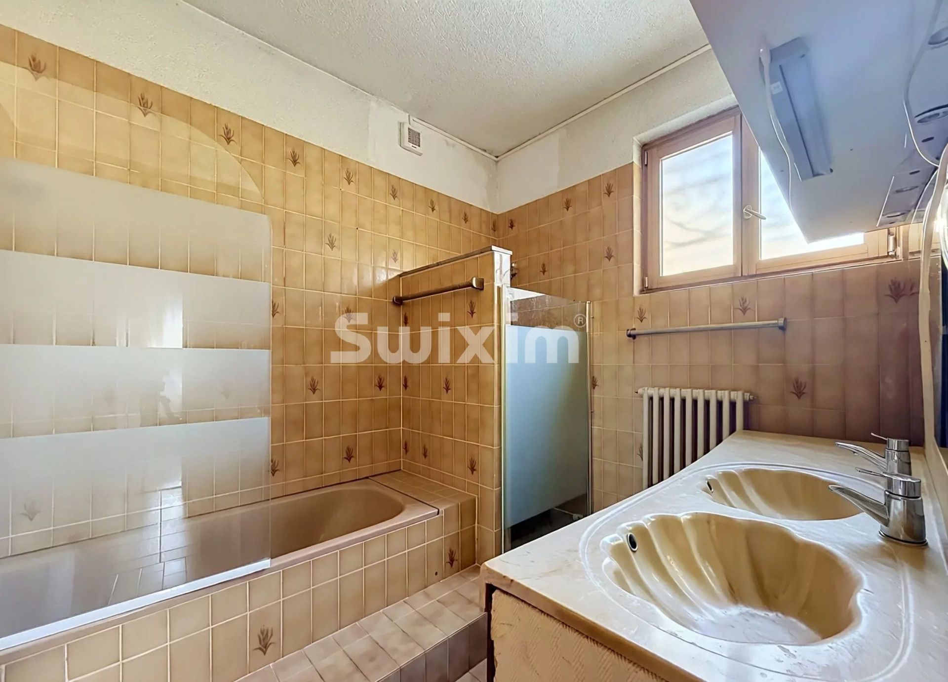 casa 10 Camere in vendita su Annemasse (74100)