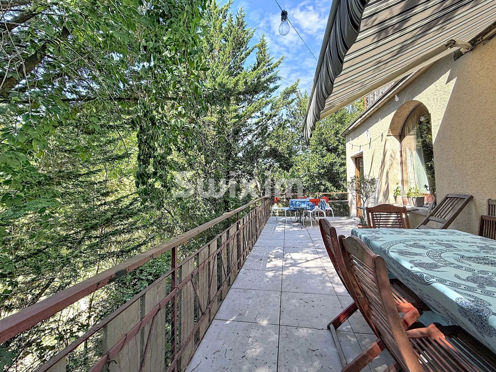 casa 10 Camere in vendita su Annemasse (74100)