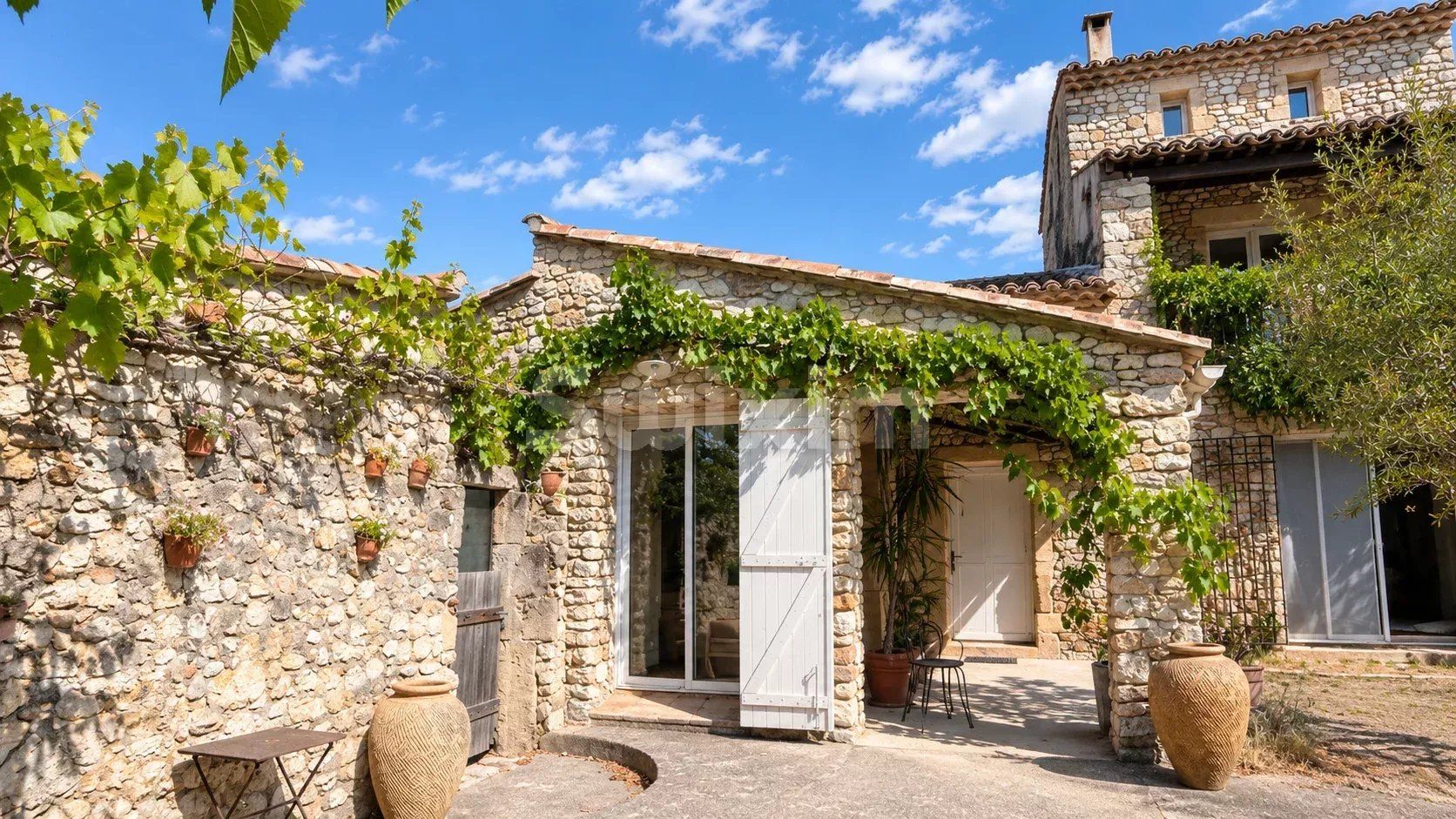 Maison 7 pièces 185 m² · à Uzès · 185 m² · 555 000 €