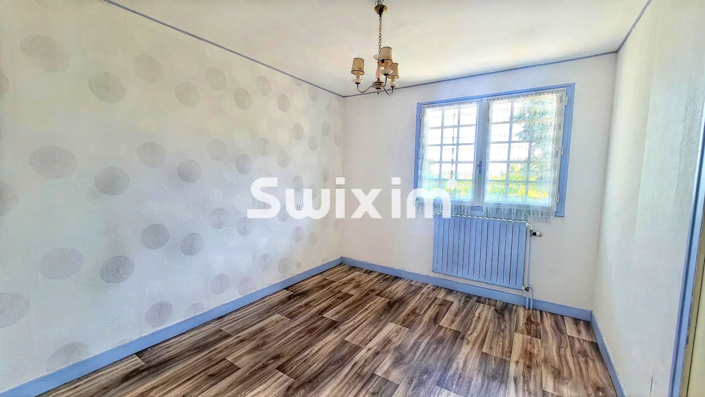 casa 6 Quartos para venda sobre Saint-Maur (39570)