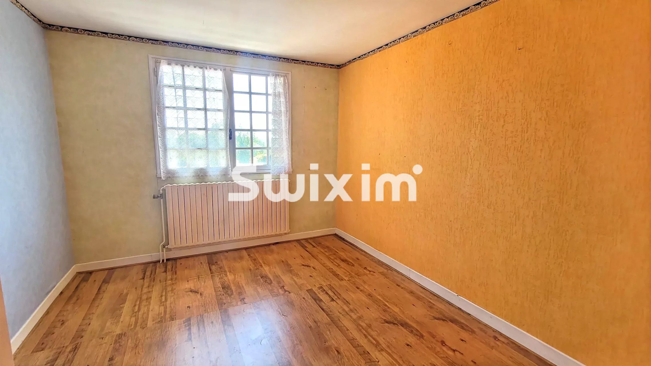 casa 6 Quartos para venda sobre Saint-Maur (39570)