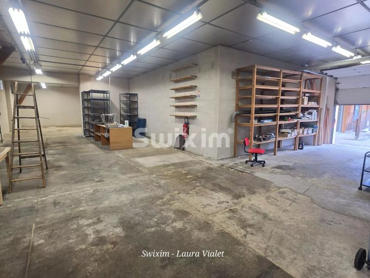Vente Local d'activité Poligny 4&nbsp;Pièces 307&nbsp;m²