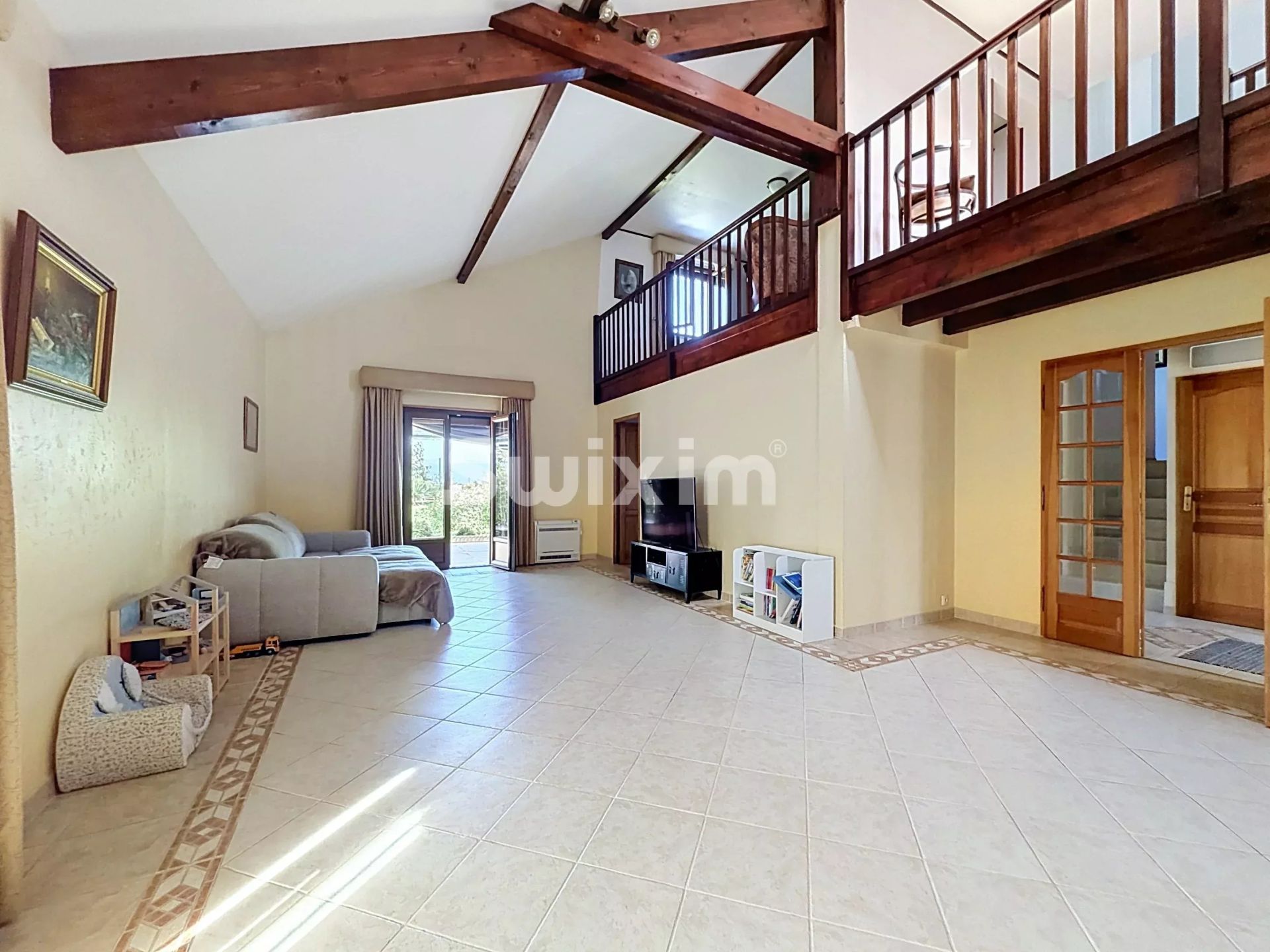 casa 5 Camere in vendita su Machilly (74140)
