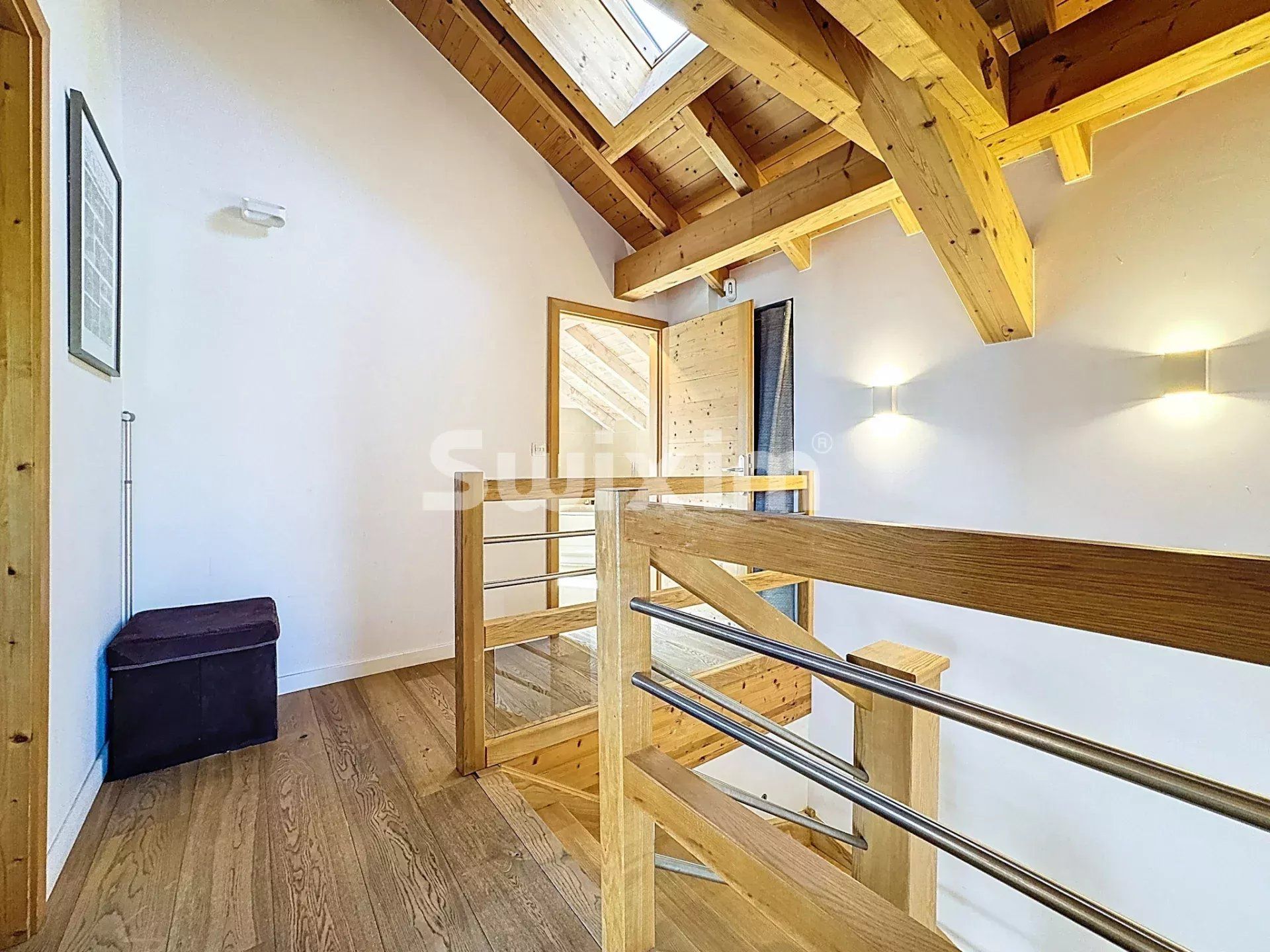 casa 6 Quartos para venda sobre Grilly (01220)