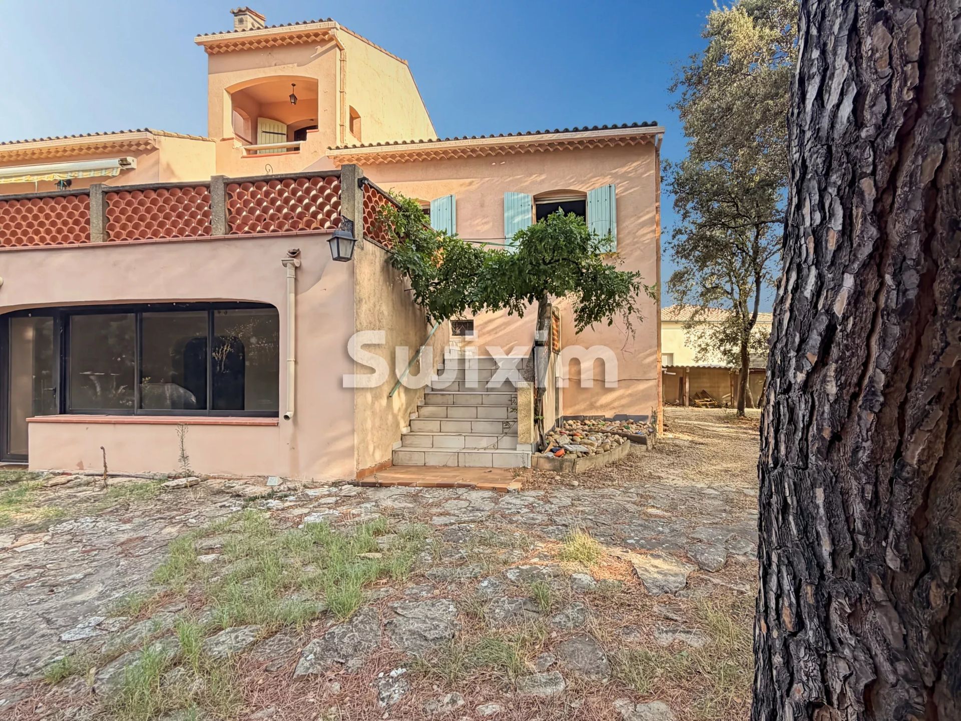 casa 7 Camere in vendita su Orange (84100)